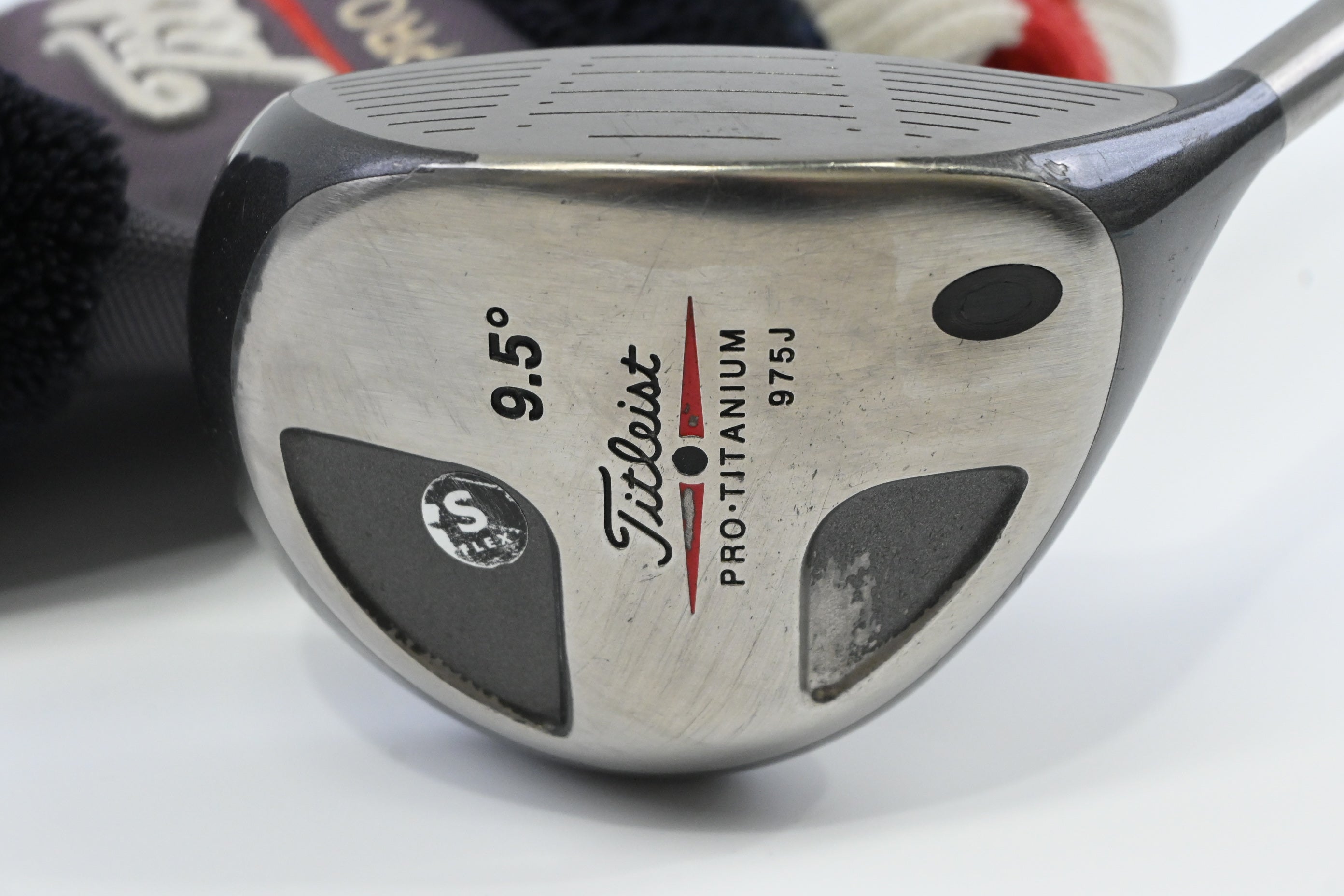 Titleist 975 J Driver / 9.5 Degree / Stiff Flex Grafalloy ProLite 35 Shaft