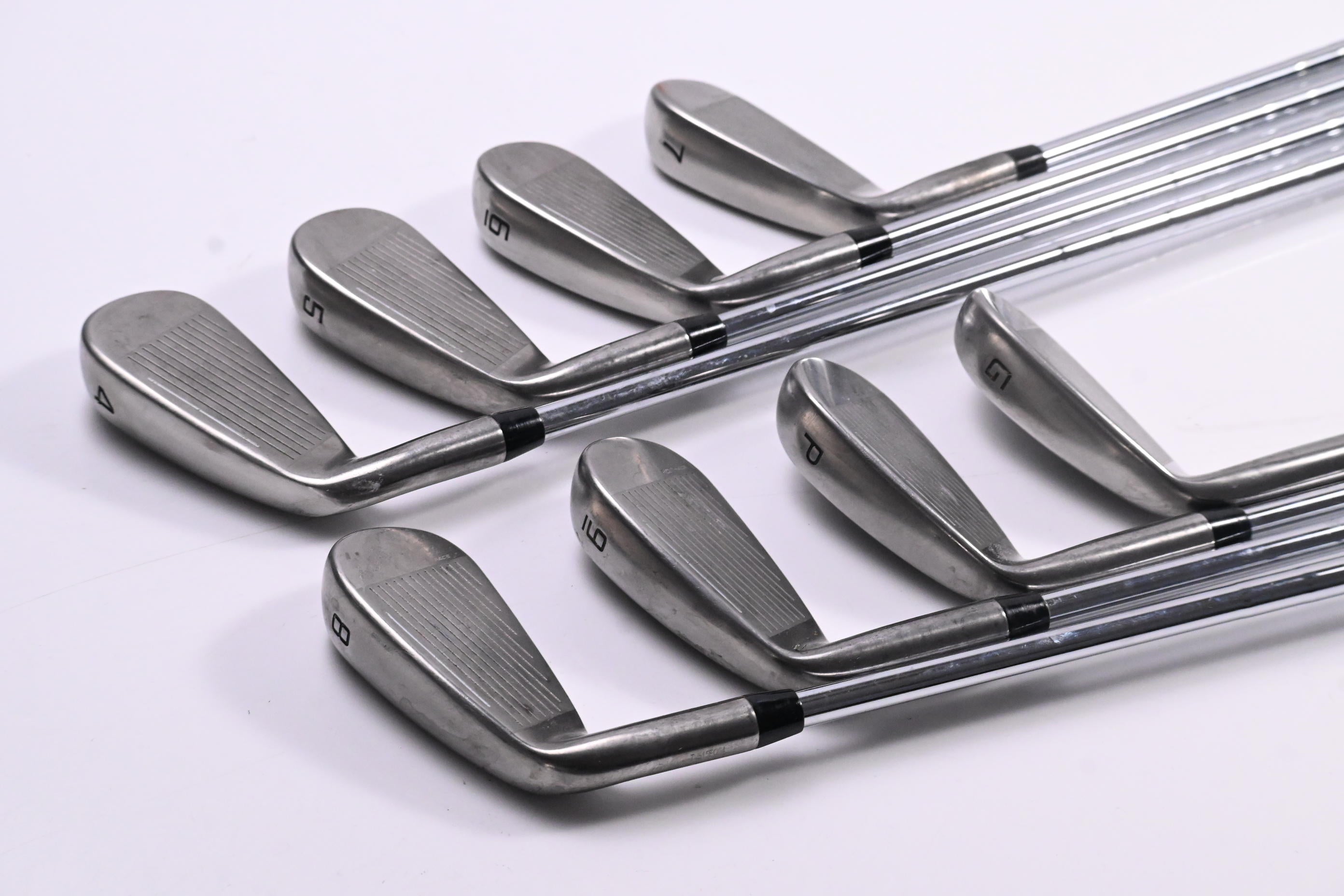 Cobra DS-Adapt Irons / 4-PW+GW / Stiff Flex KBS Tour Lite Shafts