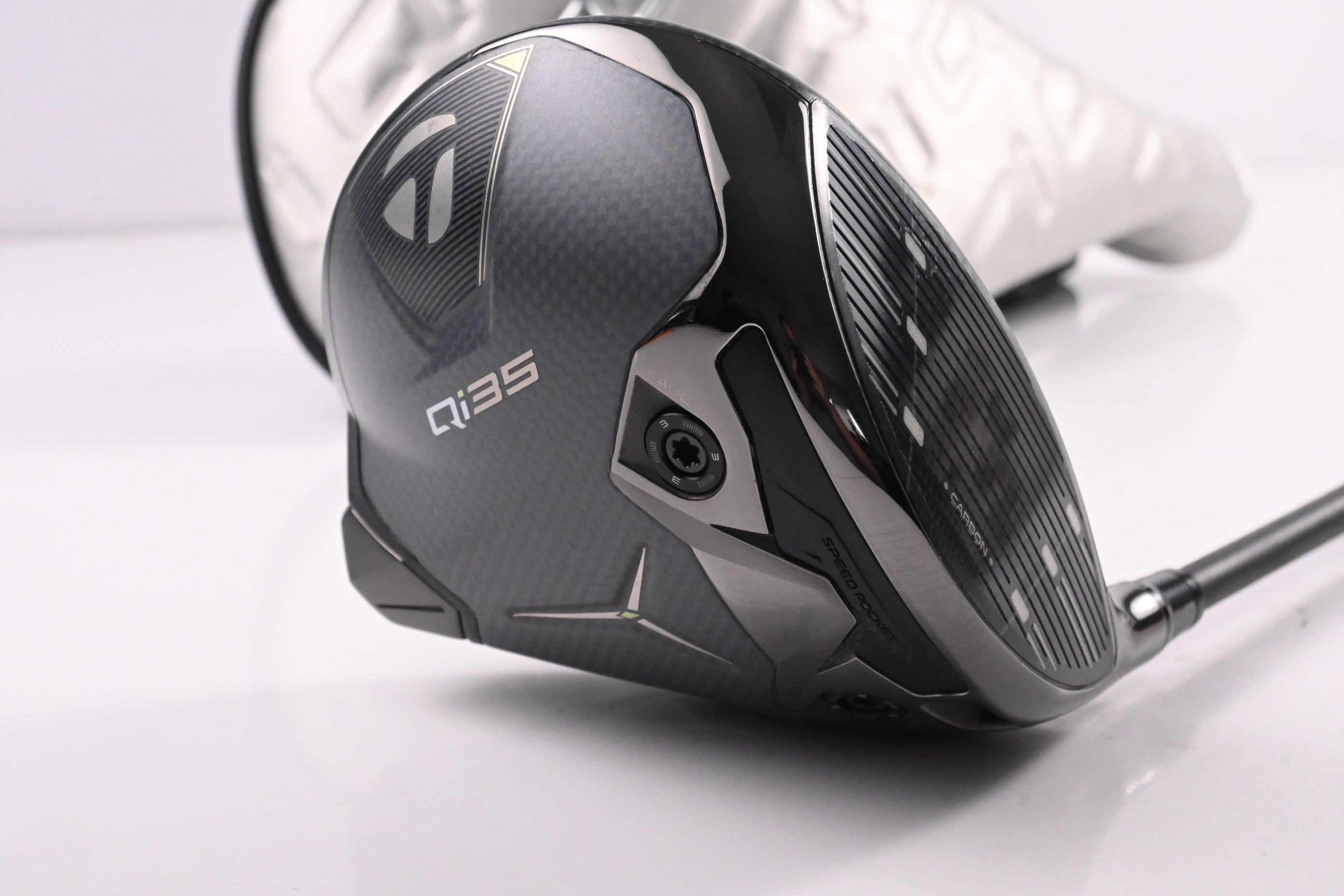 Taylormade Qi35 LS Driver / 9 Degree / Stiff Flex Kai'li Dark Waves White 60