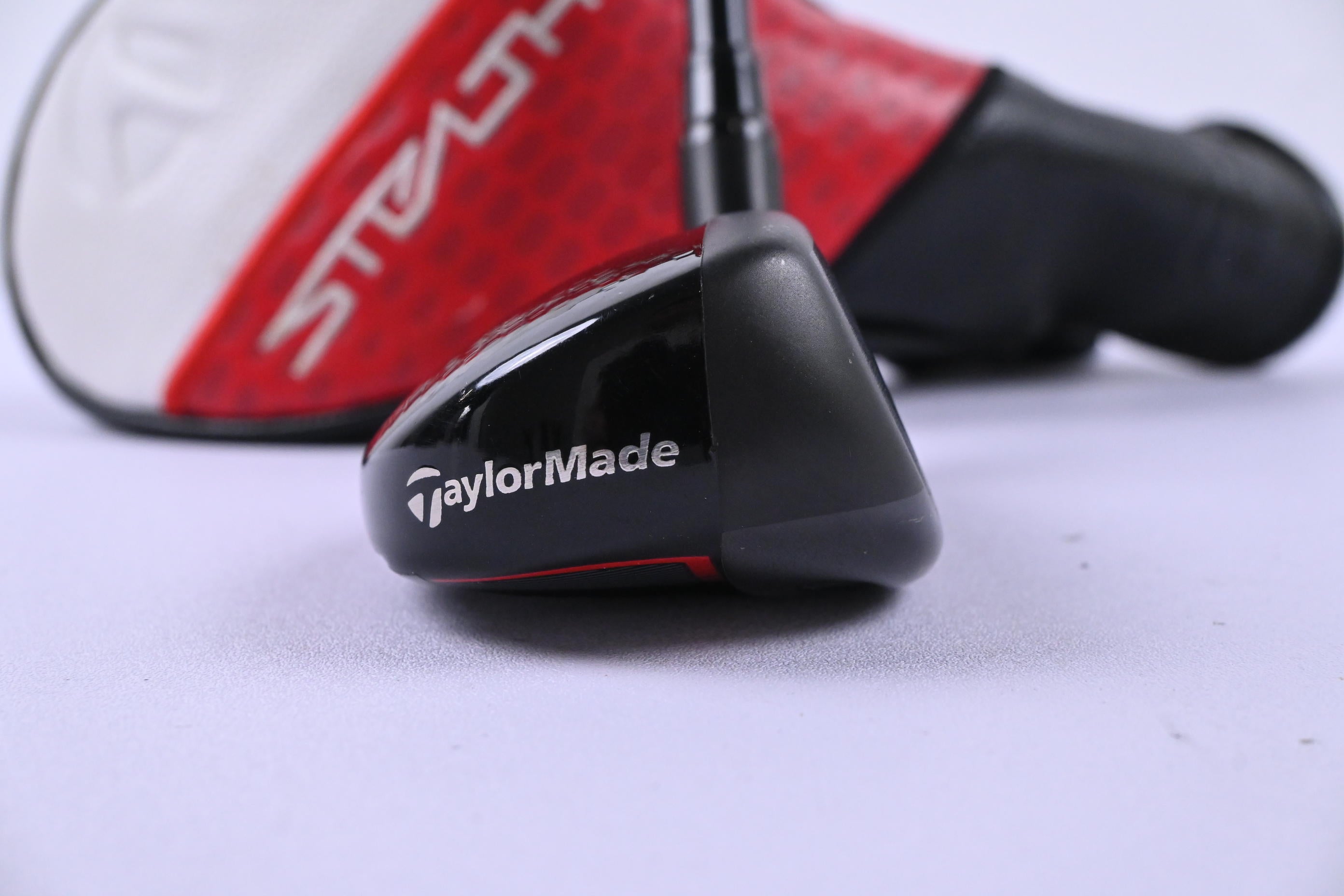 Taylormade Stealth 2 Plus #4 Hybrid / 22 Degree / Stiff Flex Kai'li Red 85 Shaft