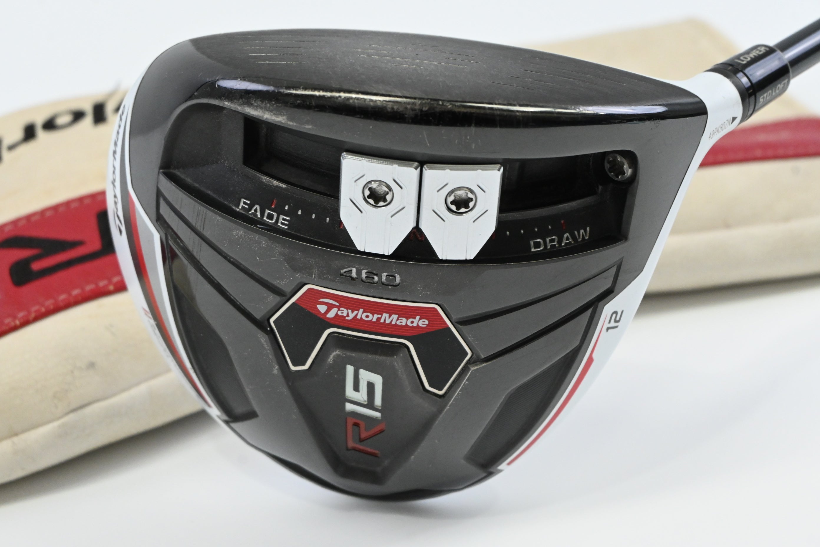 Taylormade R15 Driver / 12 Degree / Regular Flex Fujikura Speeder Evolution