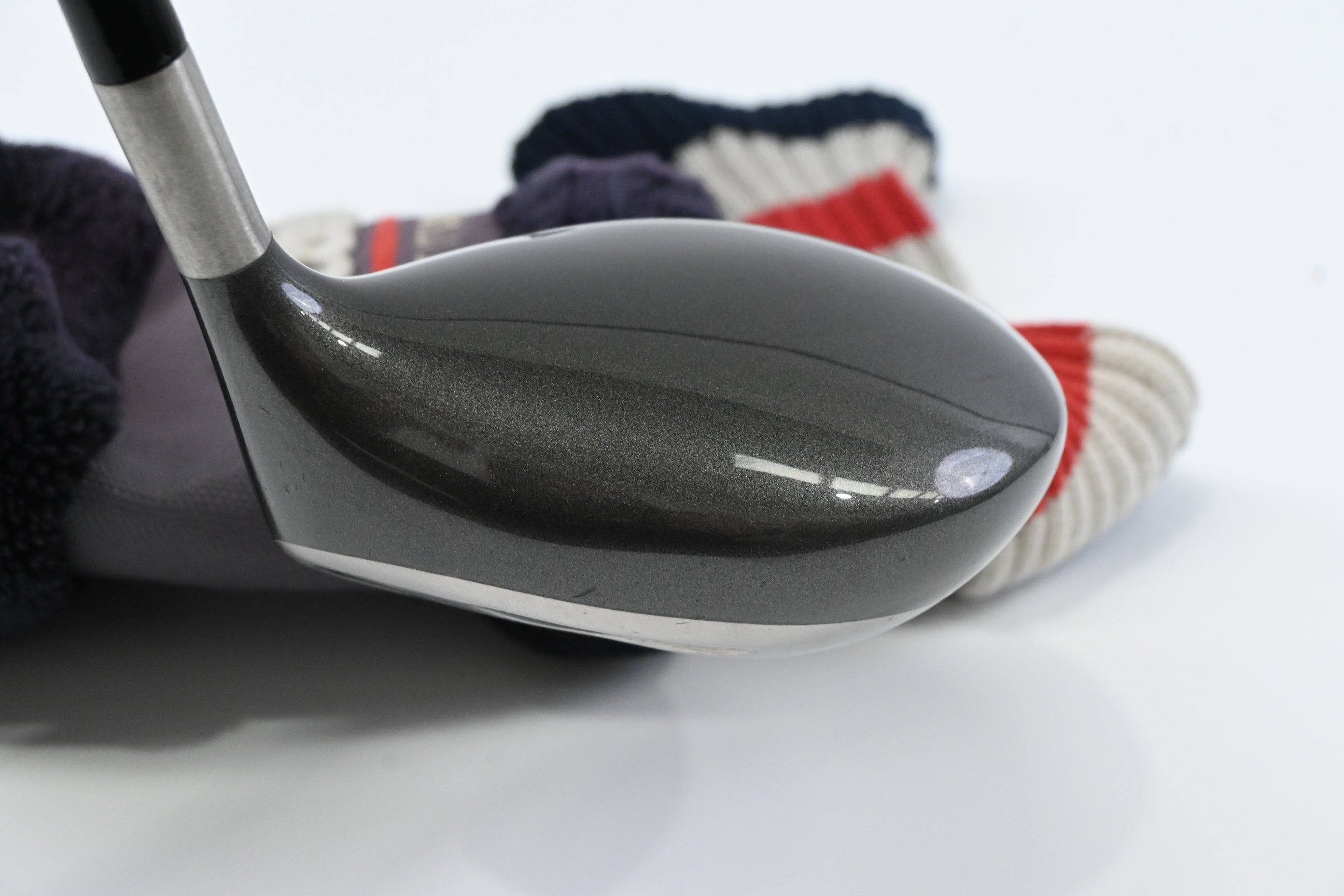 Titleist 975 J Driver / 9.5 Degree / Stiff Flex Grafalloy ProLite 35 Shaft