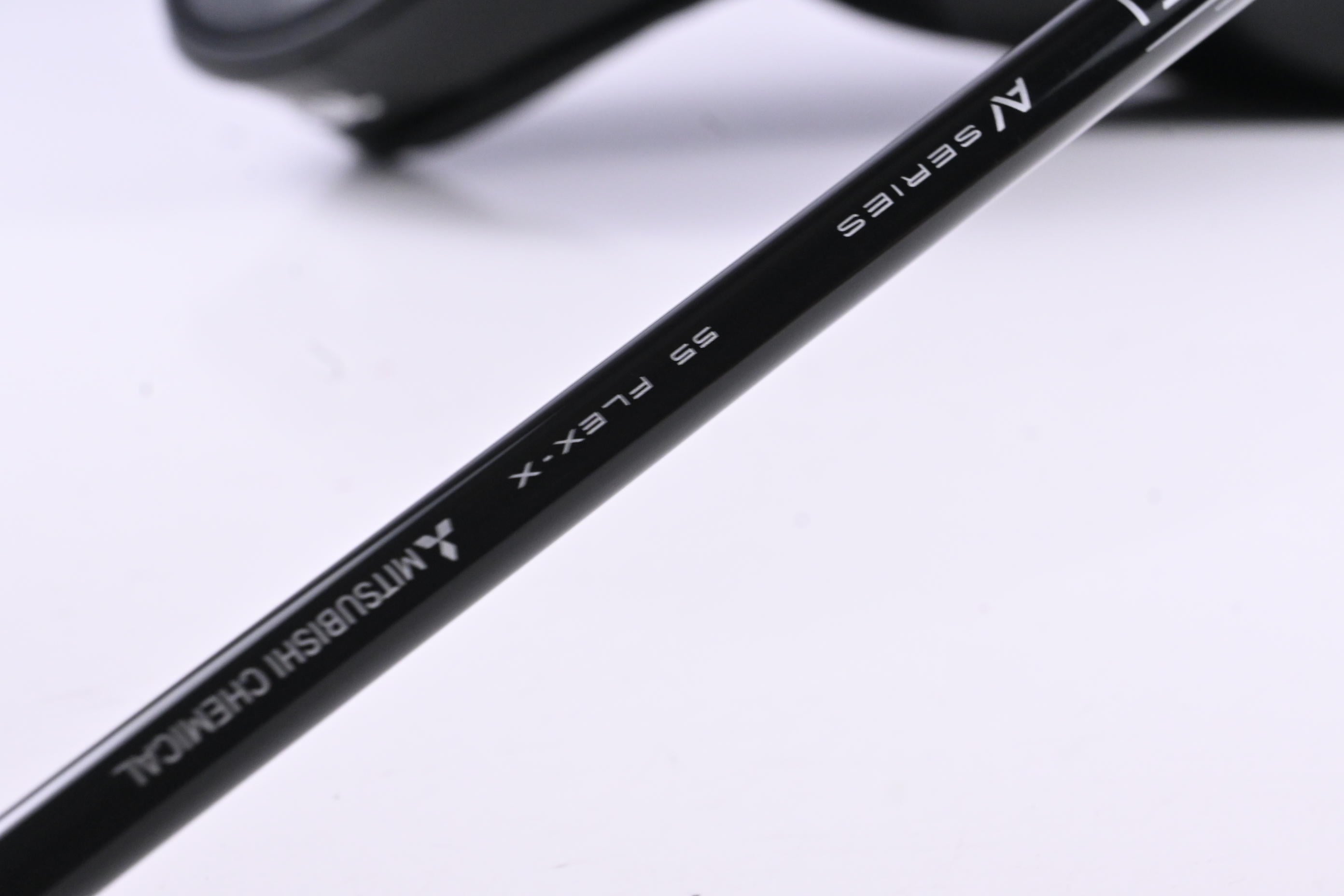Titleist GT3 Driver / 10 Degree / X-Flex Tensei AV Blue 55 Shaft