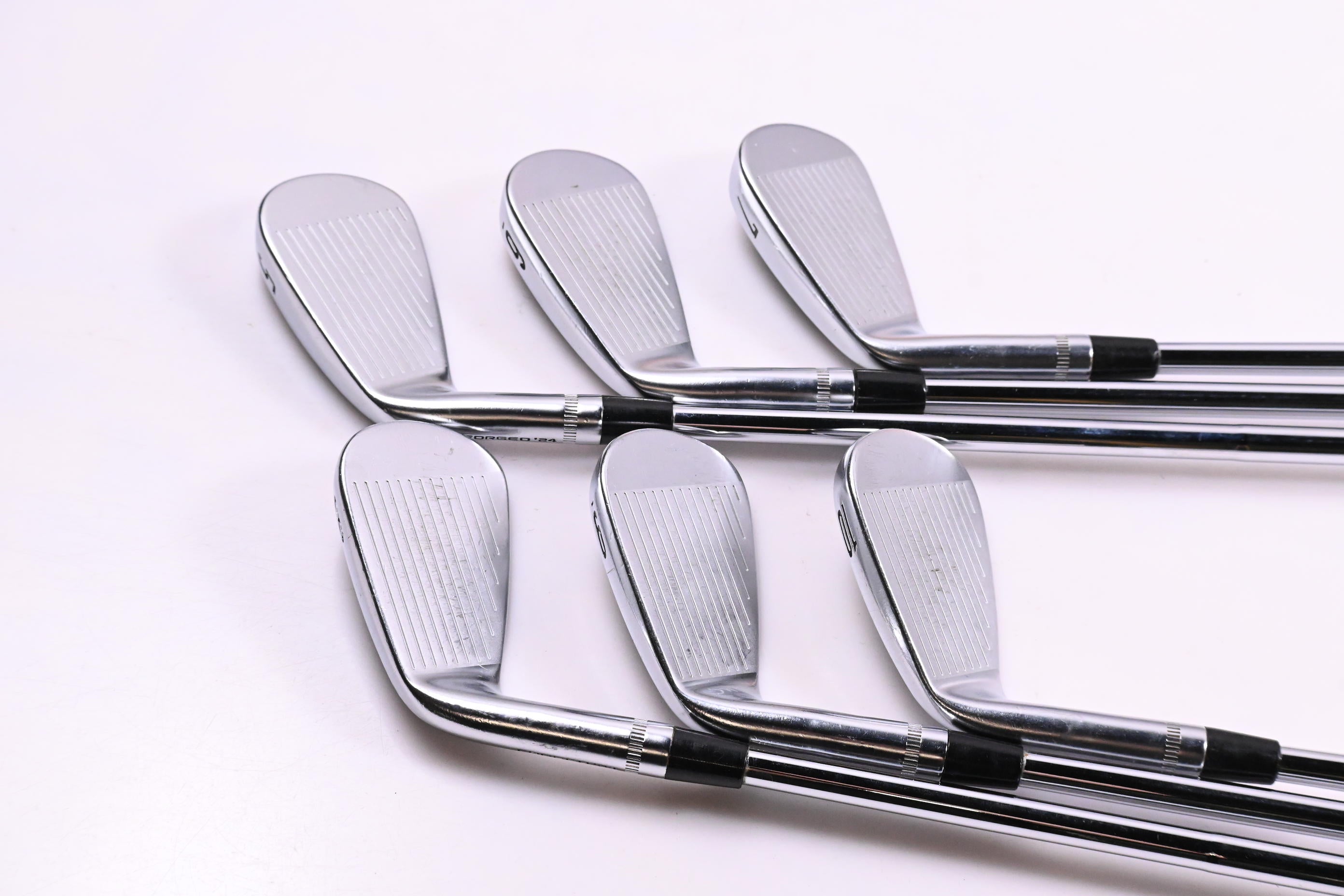 Callaway Apex CB 24 Irons / 5-PW / X-Flex Dynamic Gold X100 Shafts
