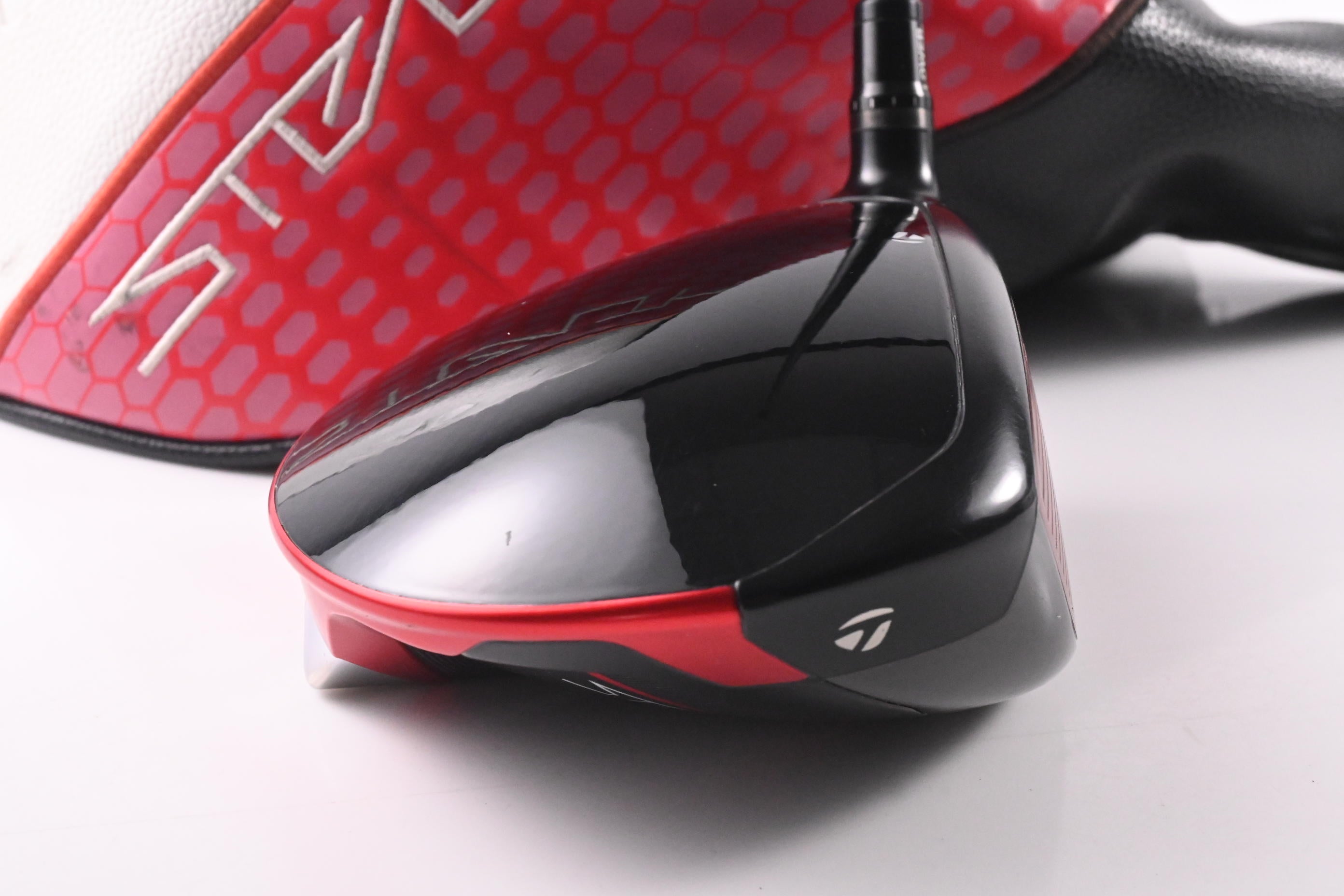 Taylormade Stealth 2 Driver / 10.5 Degree / Regular Flex Fujikura Ventus TR Red 5