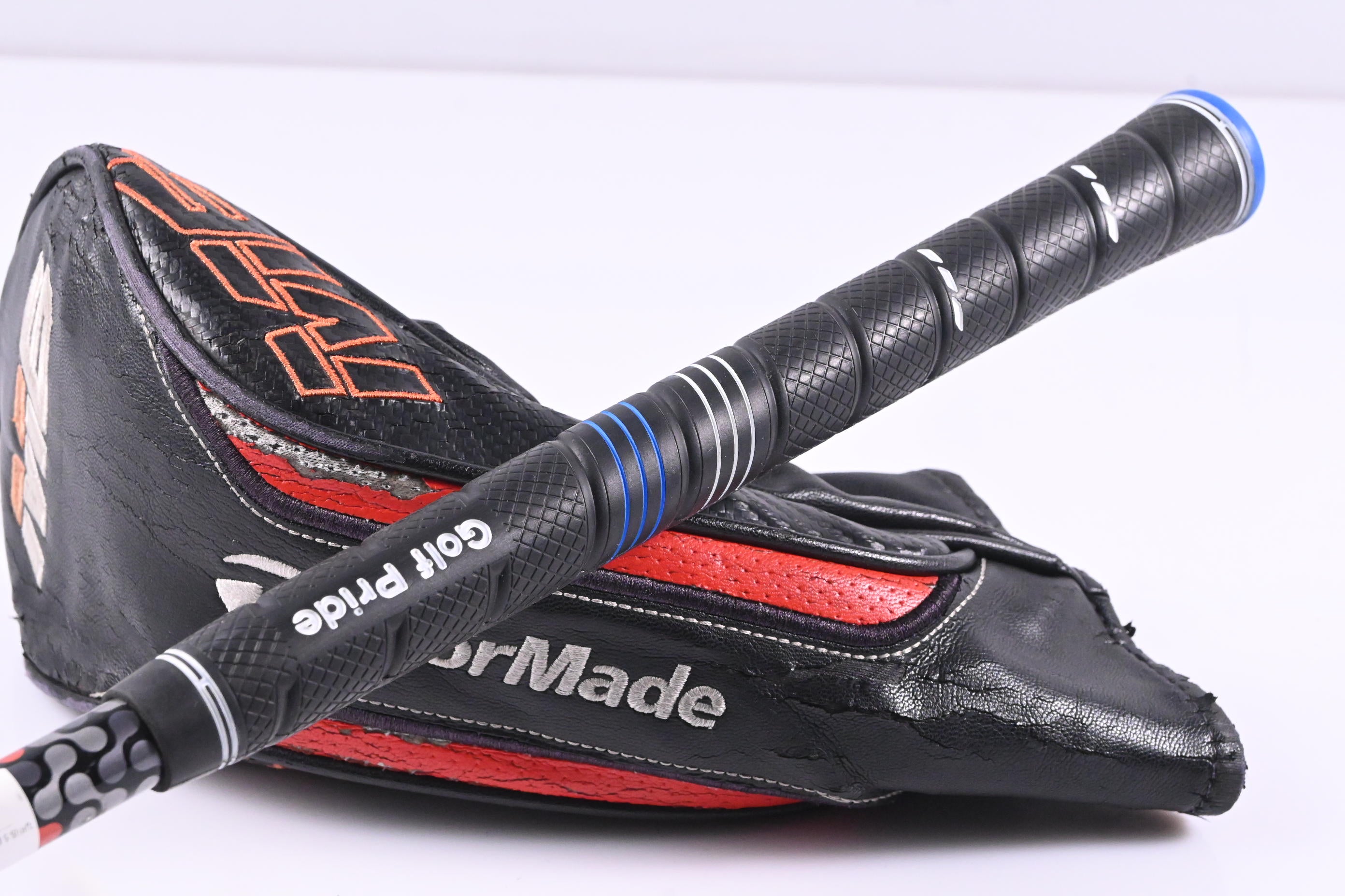 Taylormade M6 #3 Wood / 15 Degree / Regular Flex Fujikura Atmos Red 5 Shaft