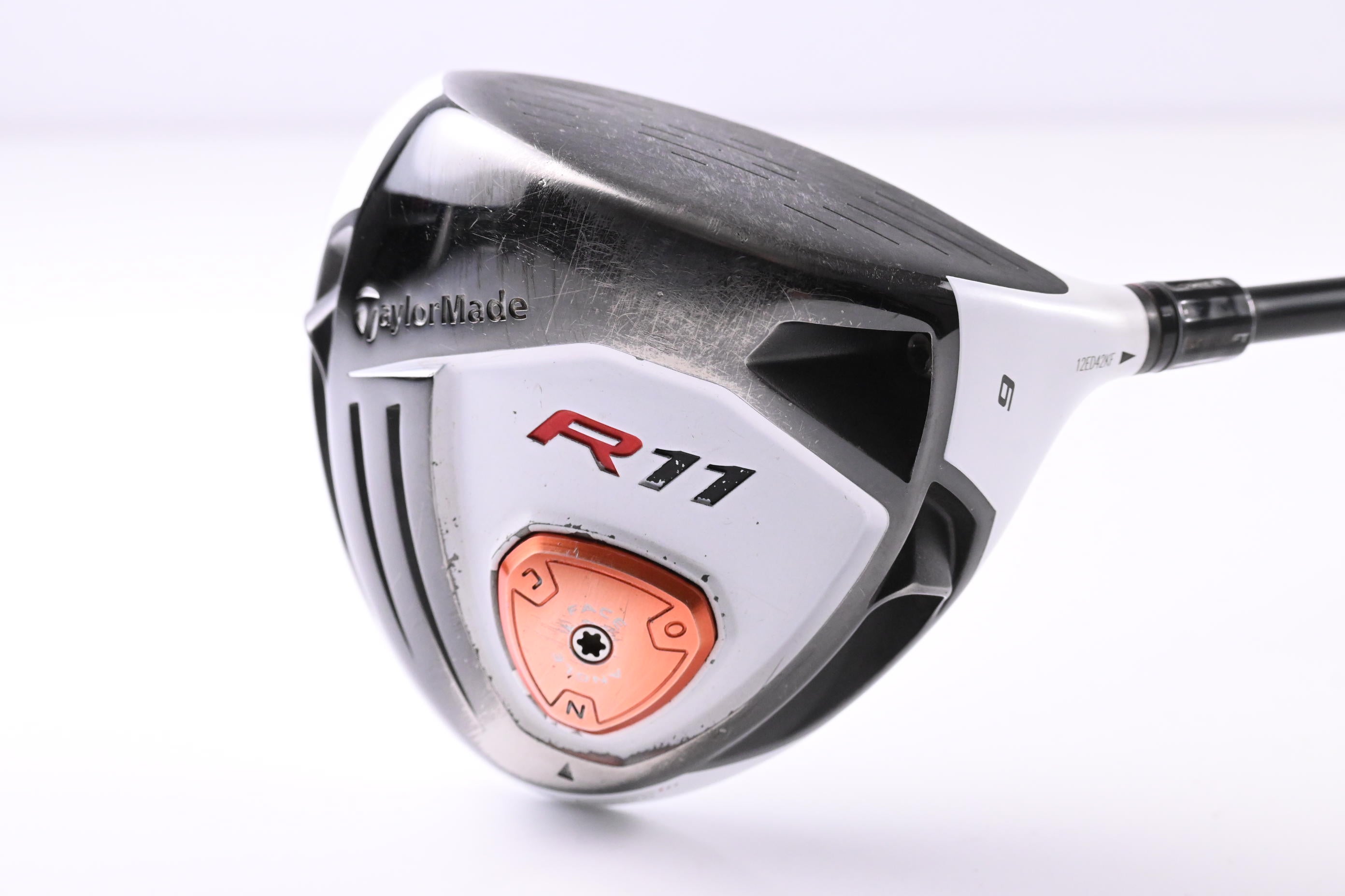 Taylormade R11 Driver / 9 Degree / Stiff Flex Fujikura Blur 60 Shaft