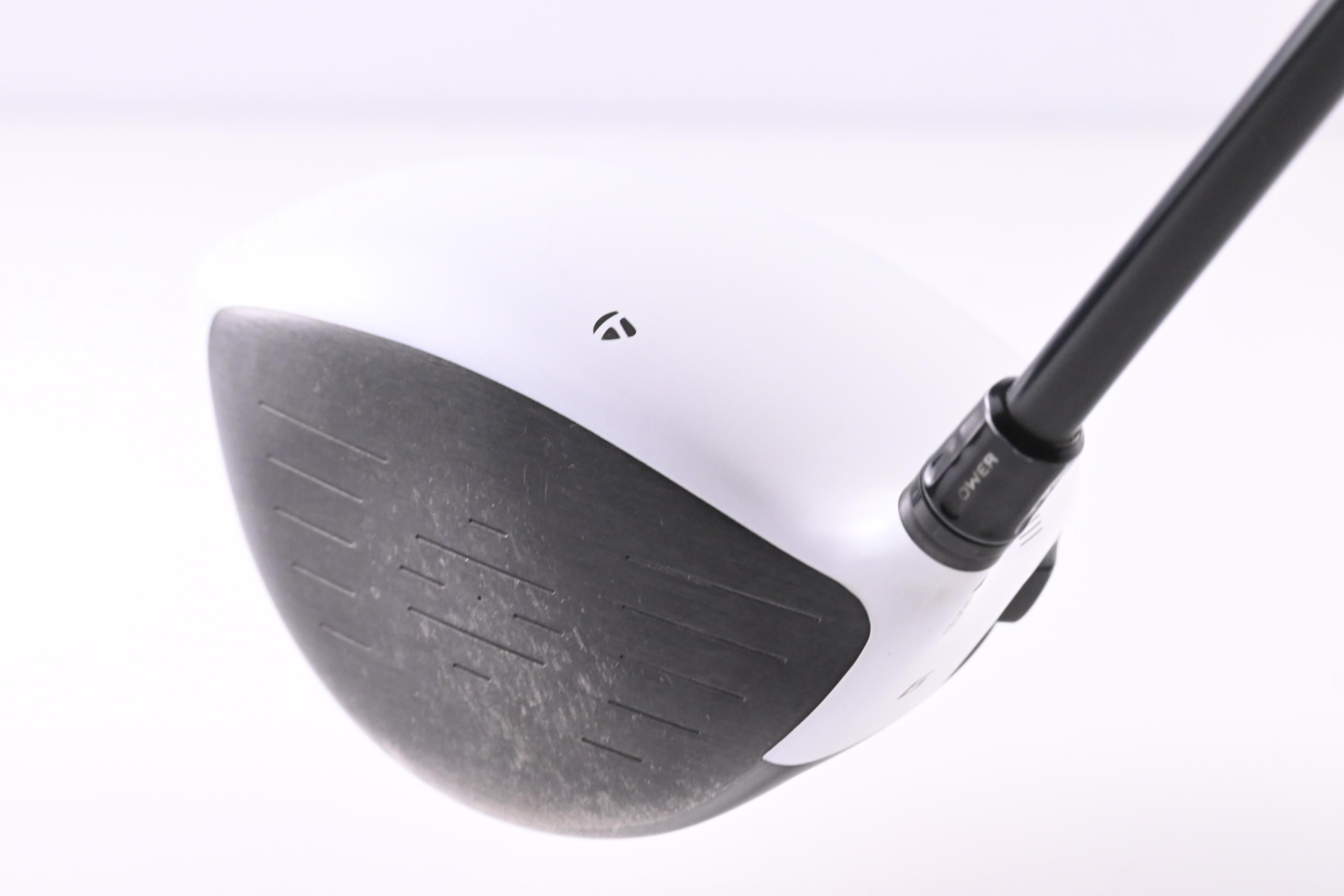 Taylormade R11 Driver / 9 Degree / Stiff Flex Fujikura Blur 60 Shaft