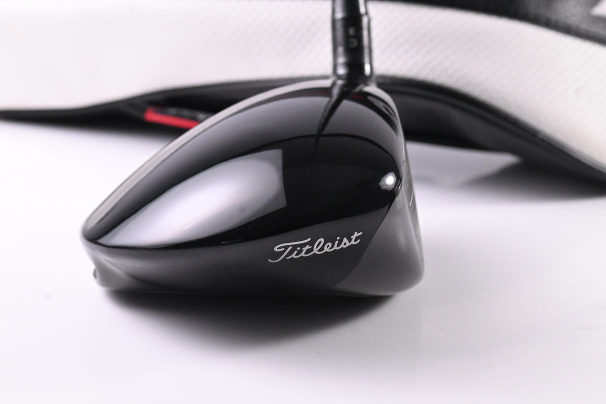 Titleist GT4 Driver / 8 Degree / Regular Flex Kai'li Blue 60 Shaft