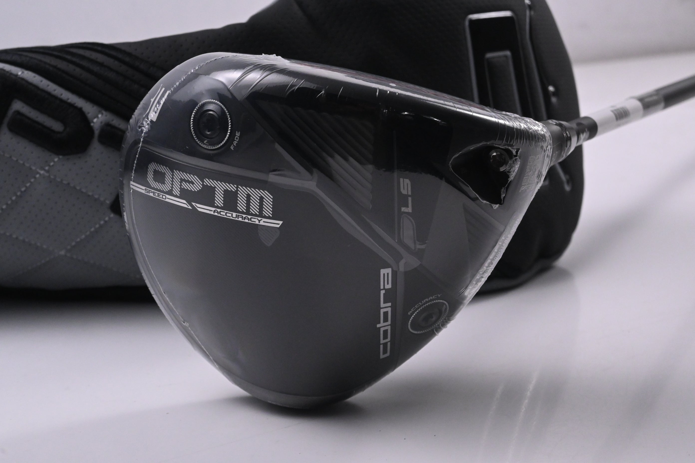 Cobra OPTM LS Driver / 9 Degree / X-Flex Kai'Li Dark Waves White 60 Shaft