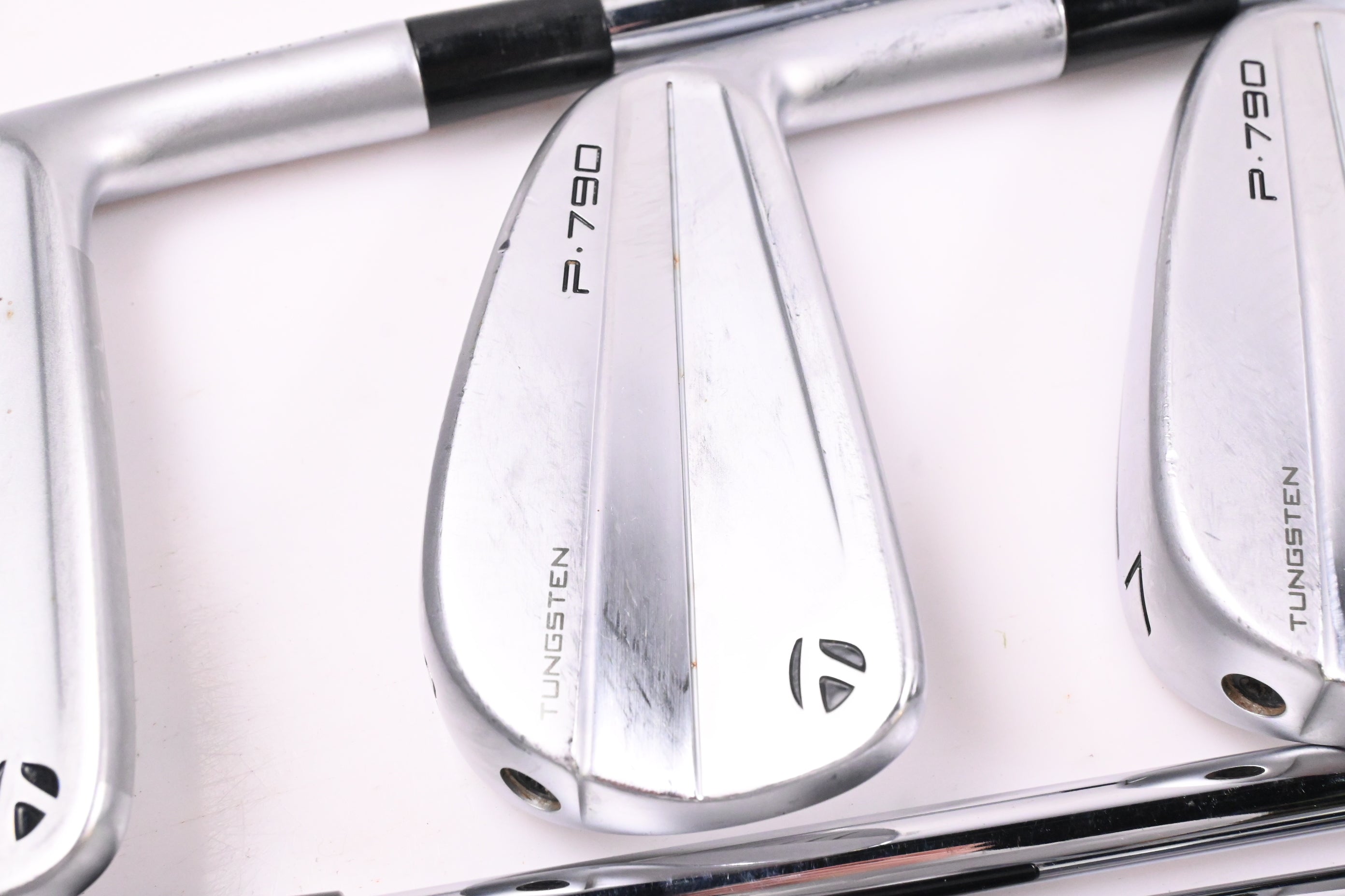 Taylormade P790 2023 Irons / 5-PW+GW / Regular Flex  Shafts