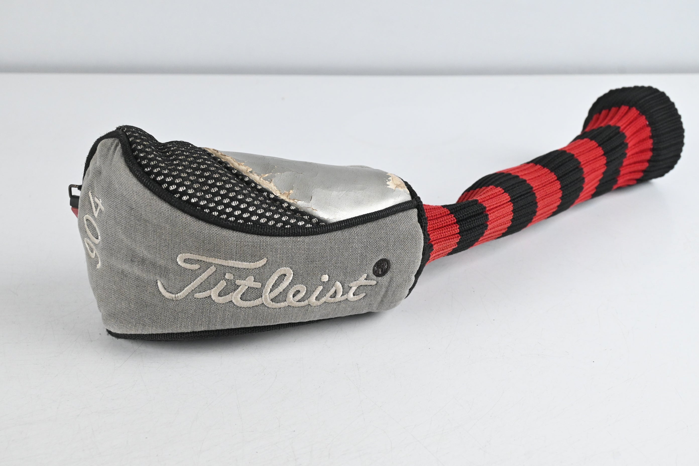 Titleist 904 F #4 Wood / 17 Degree / Regular Flex Graphite Design YS-6 Shaft