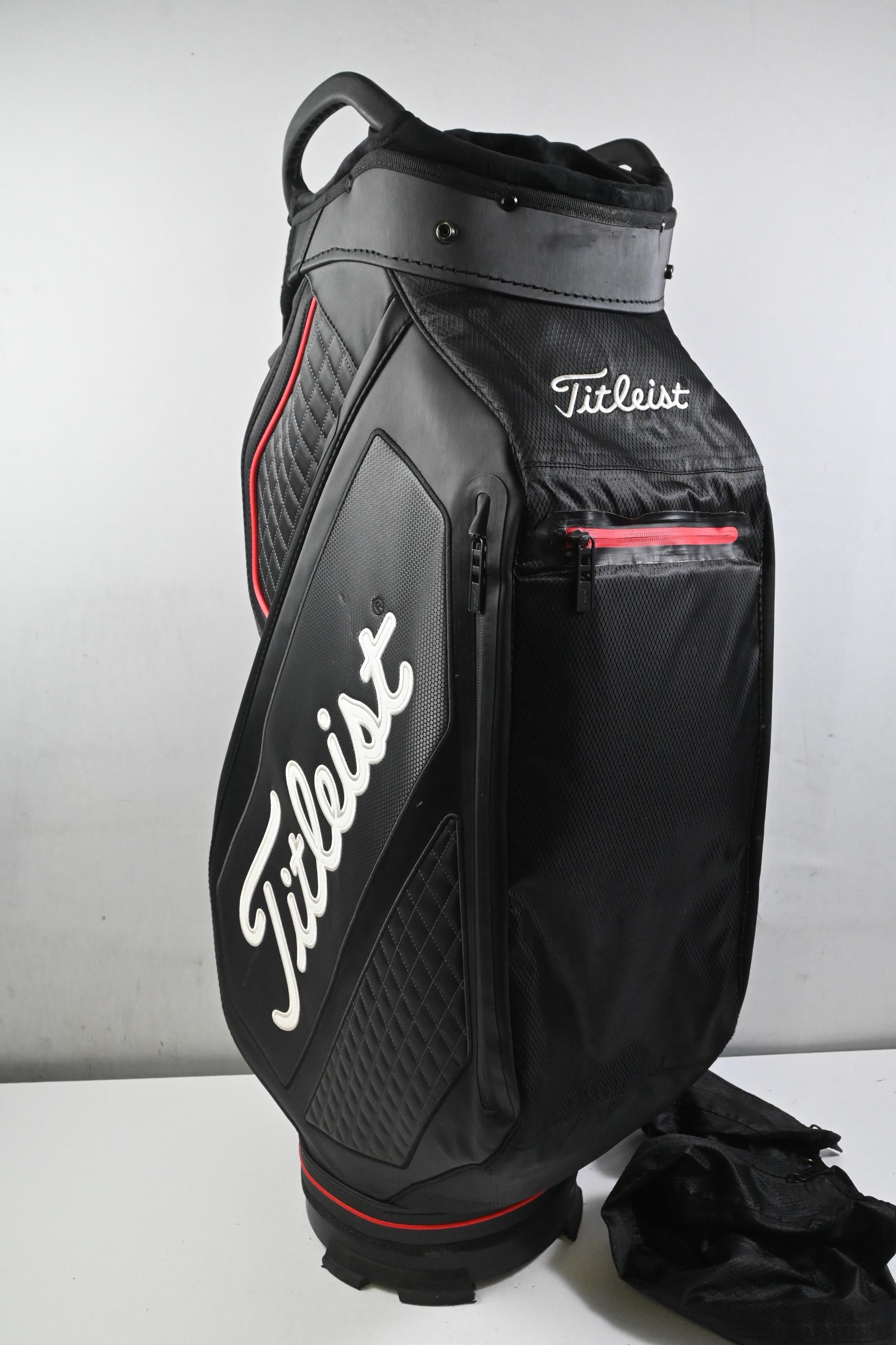 Titleist StaDry Cart Bag / 15-Way Divider / Black, White & Red