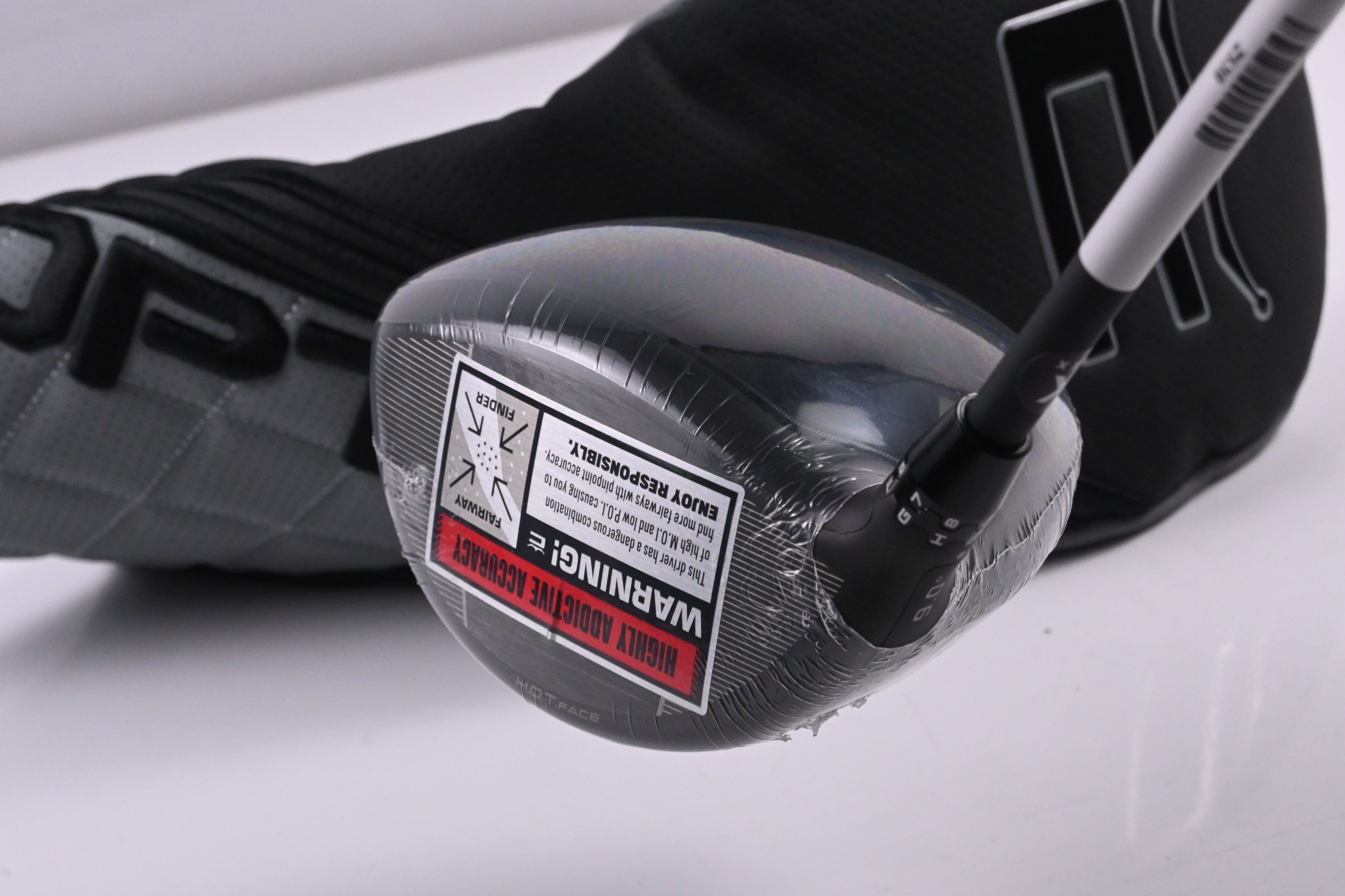 Cobra OPTM LS Driver / 9 Degree / X-Flex Kai'Li Dark Waves White 60 Shaft
