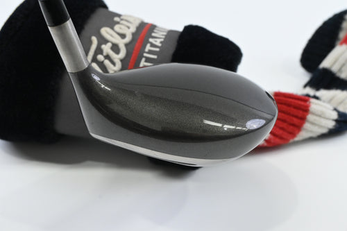 Titleist 975 J Driver / 9.5 Degree / Stiff Flex Grafalloy ProLite Elite Shaft