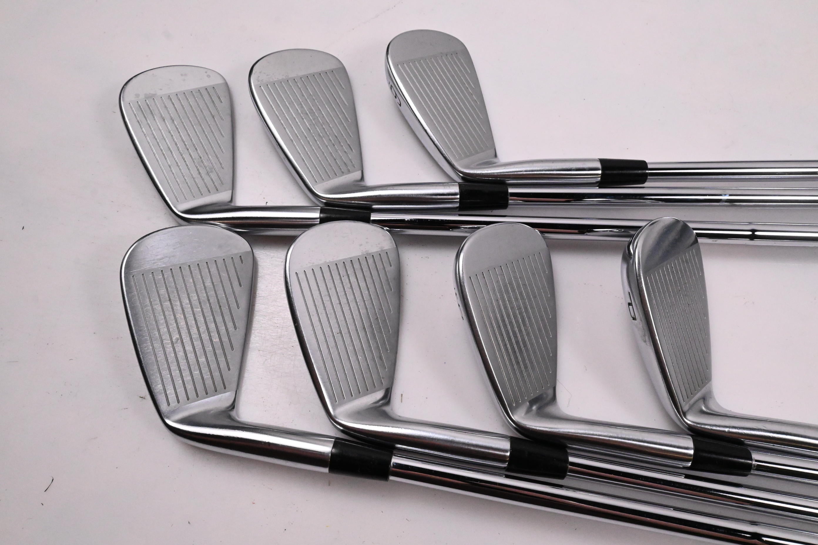 Mizuno Pro 221 Irons / 4-PW / X-Flex Dynamic Gold X100 Shafts