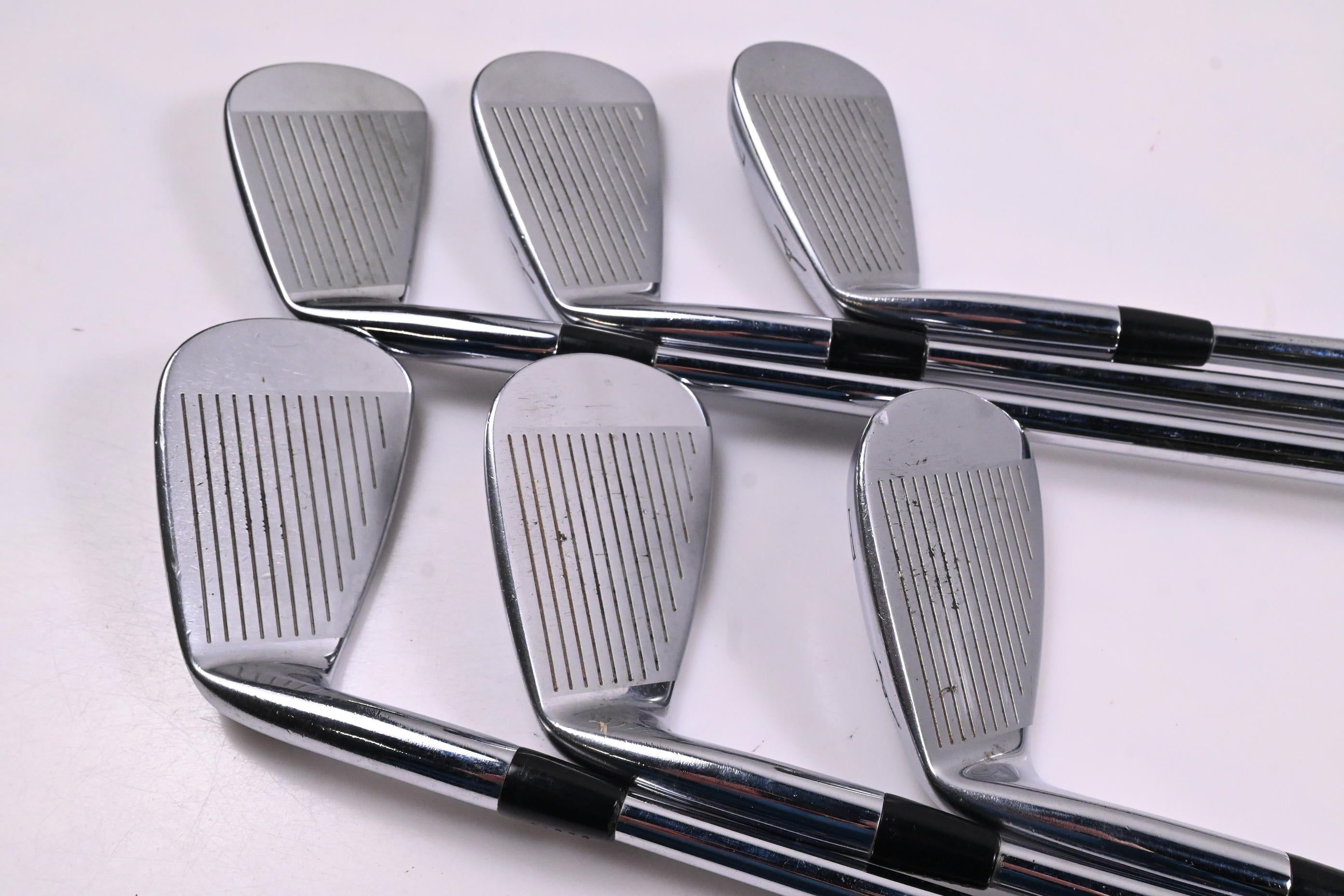 Mizuno MP-52 Irons / 5-PW / Regular Flex Dynamic Gold SL R300 Shafts