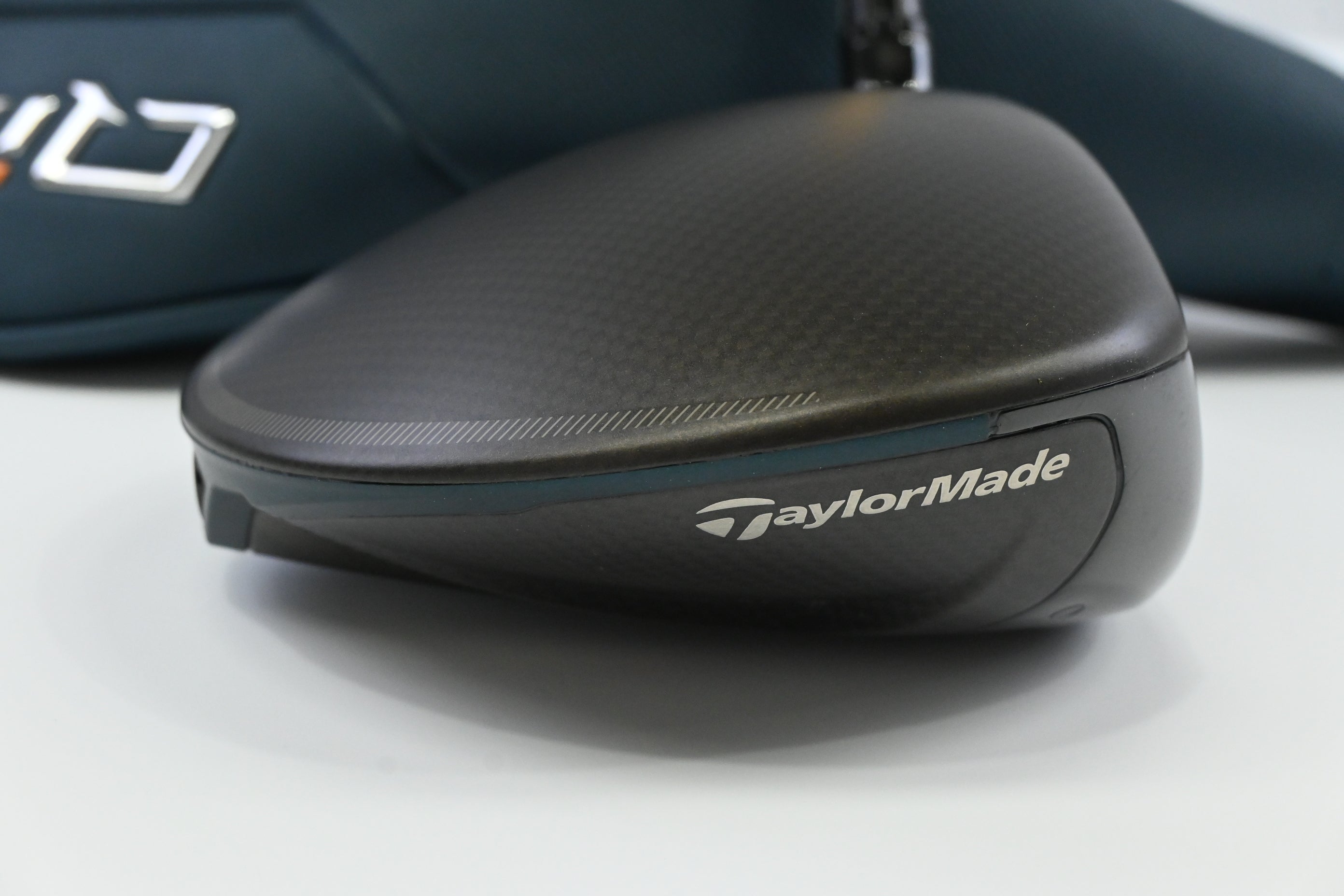 Taylormade Qi4D Driver / 10.5 Degree / TX-Flex UST Axivcore ProForce 69 Shaft