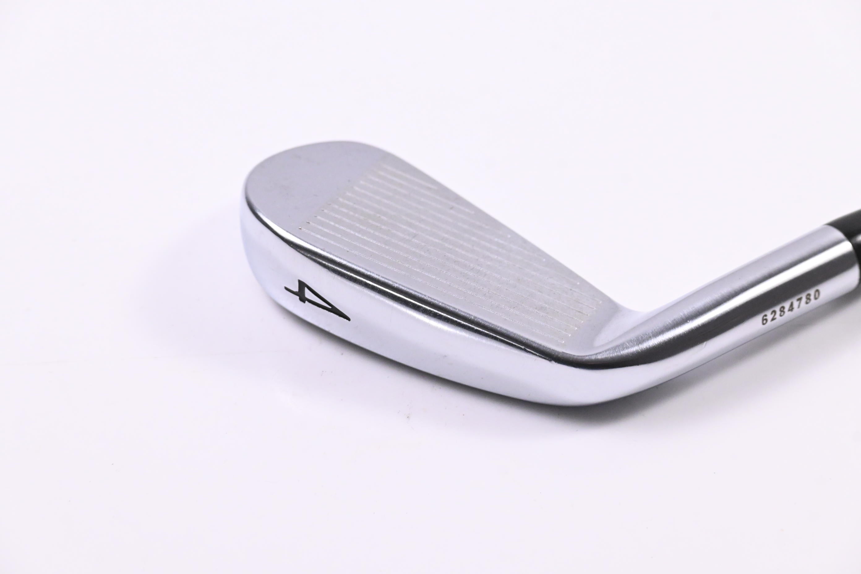 Titleist T100 2019 #4 Iron / 24 Degree / X-Flex Dynamic Gold X100 Shaft