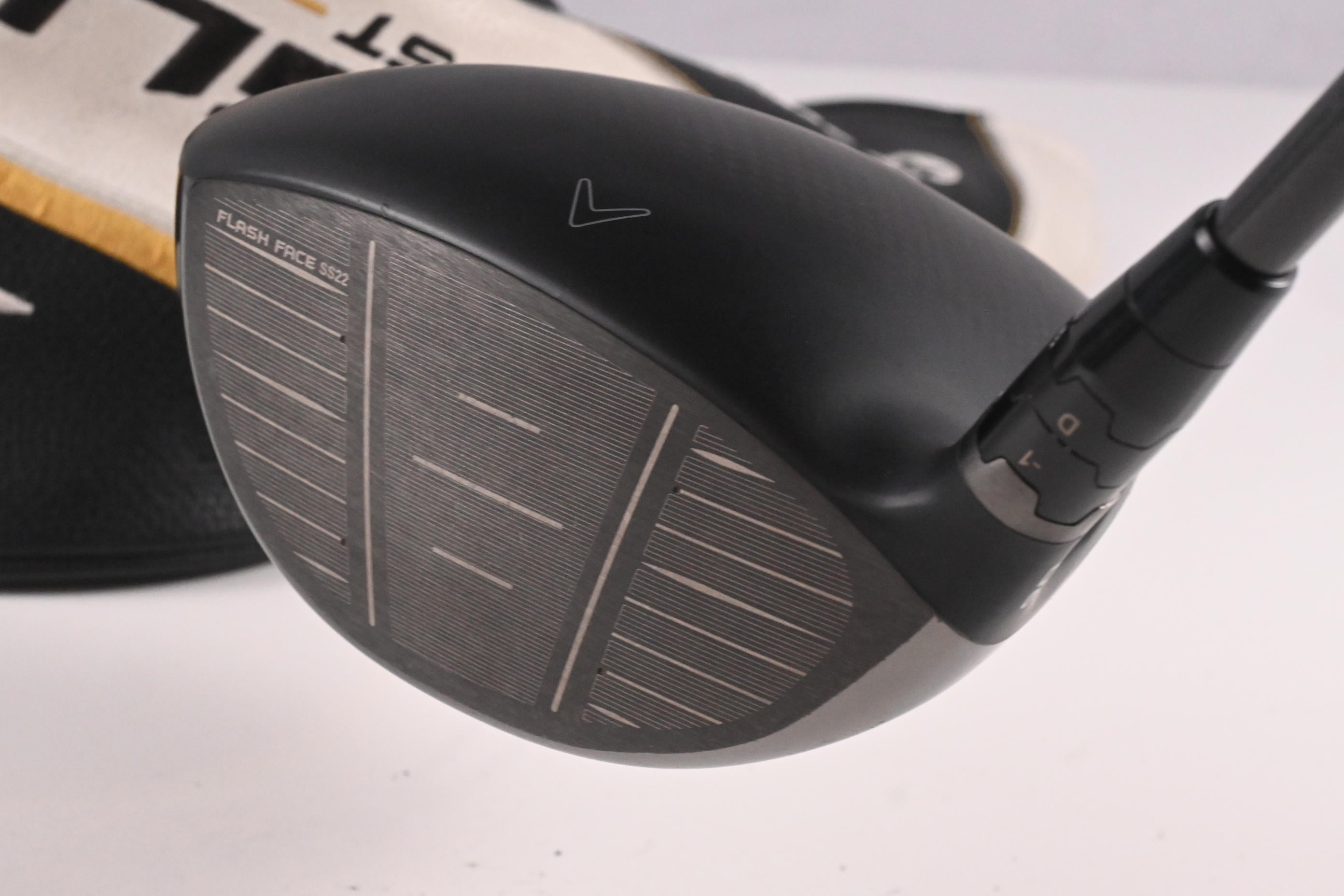 Callaway Rogue ST MAX Driver / 9 Degree / Regular Flex Evenflow Riptide 50 Shaft