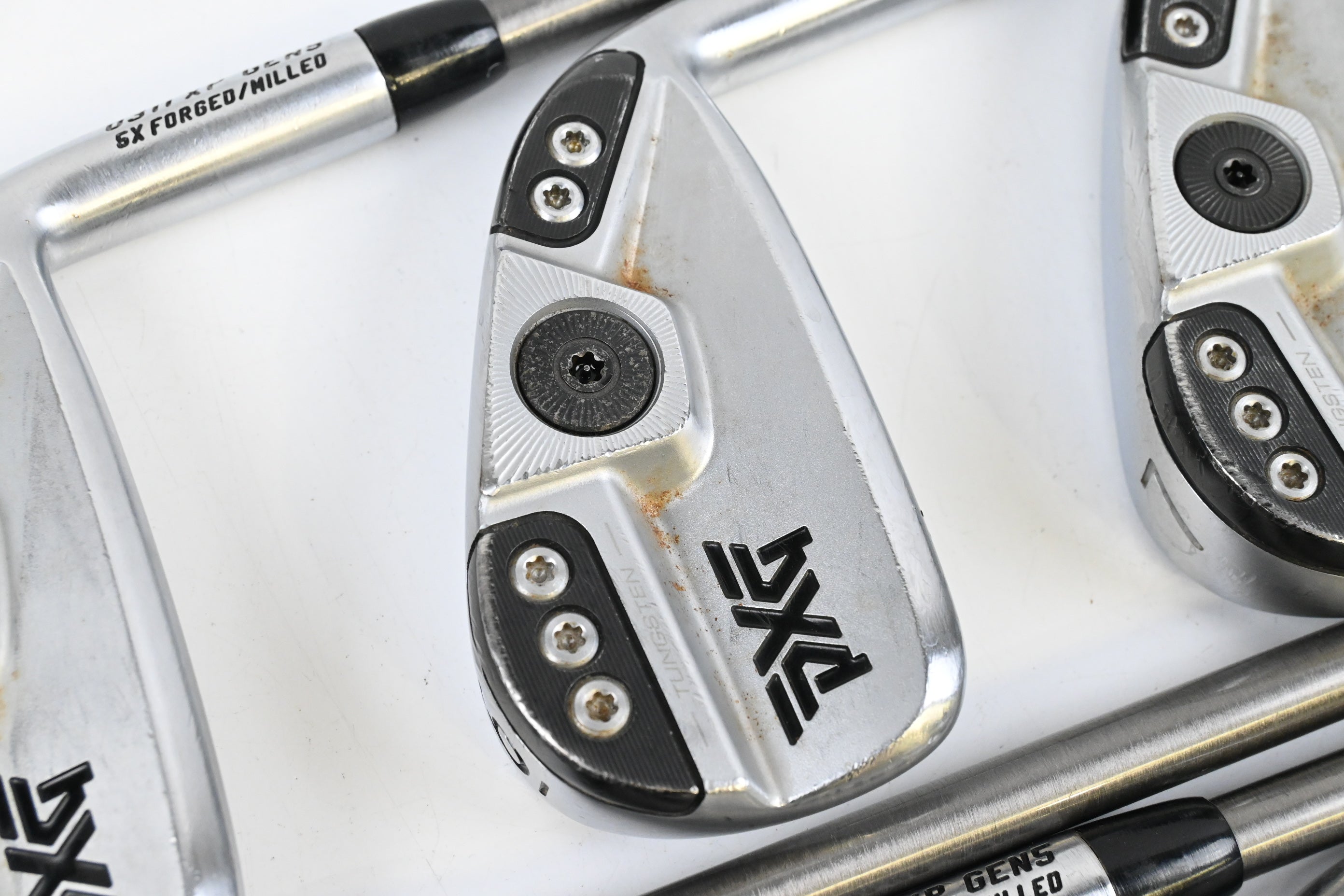 PXG 0311 XP Gen5 Irons / 5-PW-GW / Regular Flex Aerotech Steelfiber i80 Shafts