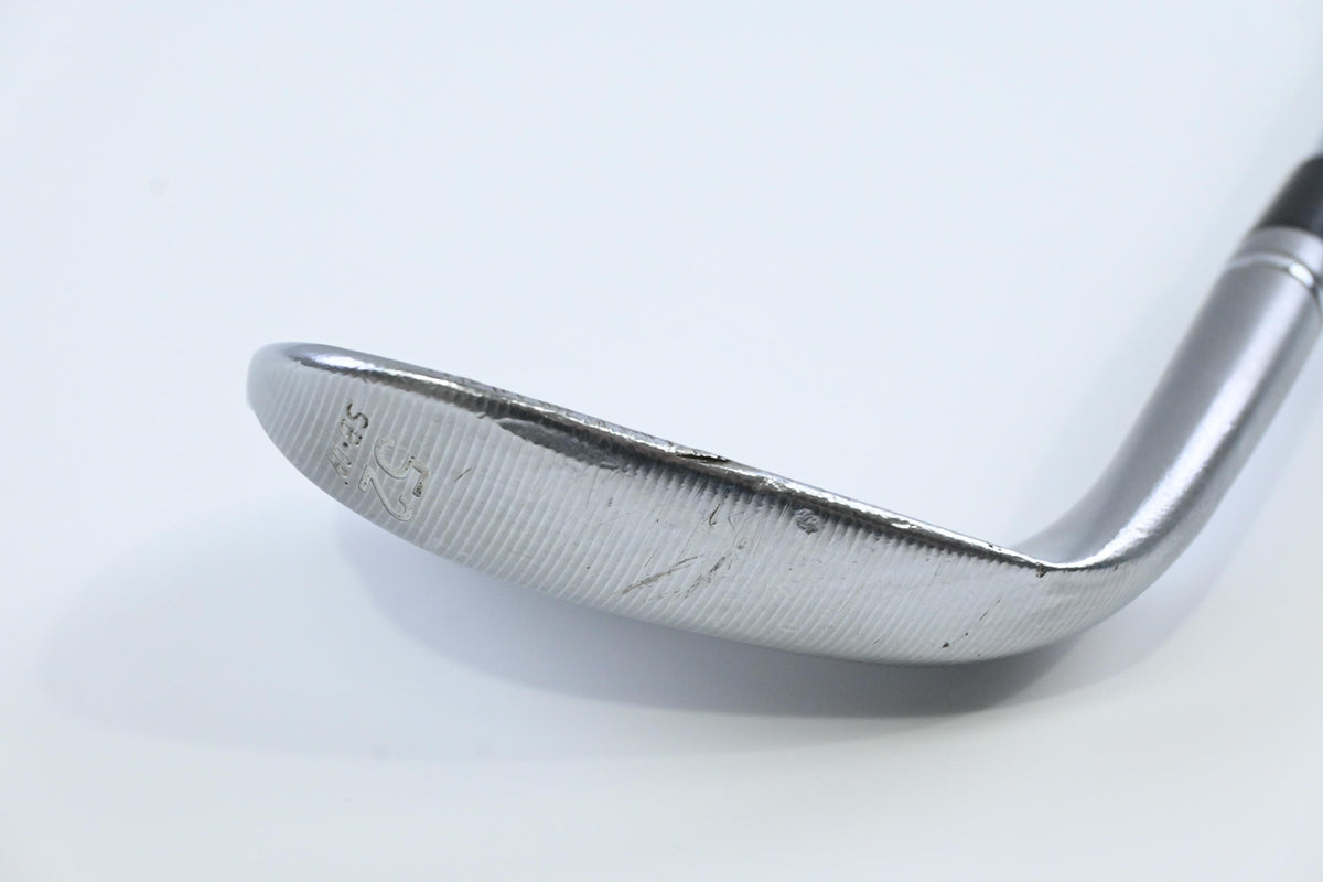 Taylormade Milled Grind 5 Gap Wedge / 52 Degree / X-Flex NS Pro Modus3 Tour 120