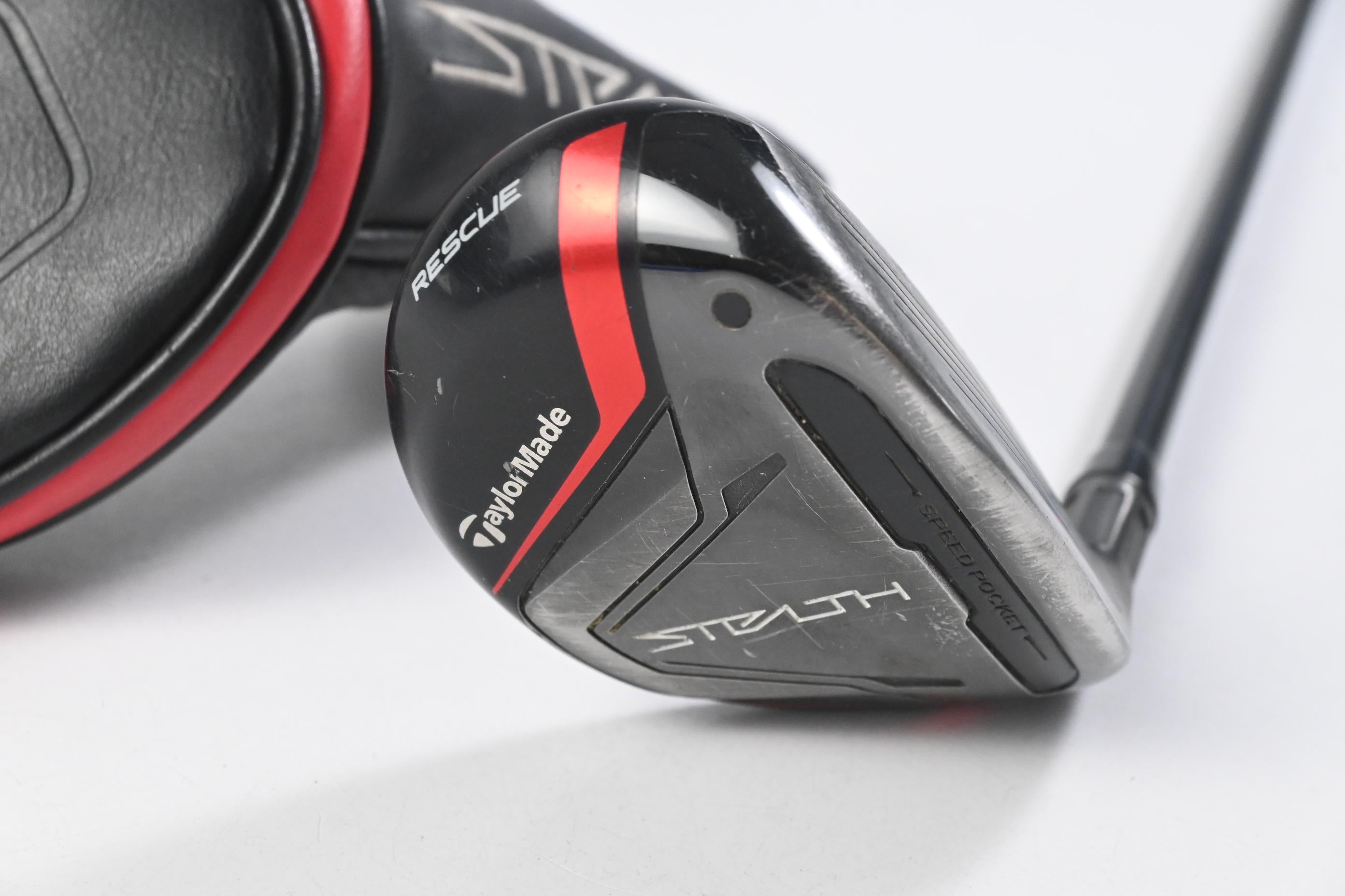 Taylormade Stealth #4 Hybrid / 22 Degree / Regular Flex Aldila NV