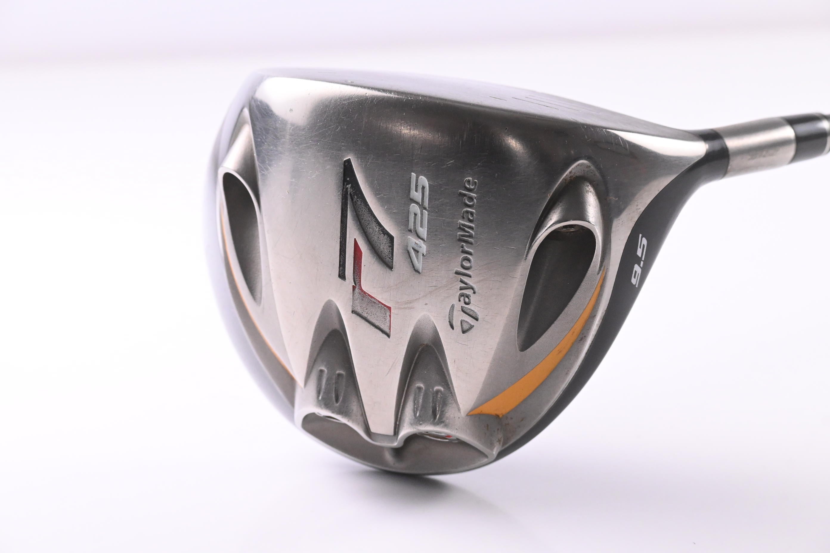 Taylormade R7 425 Driver / 9.5 Degree / Stiff Flex Fujikura REAX 65 Shaft