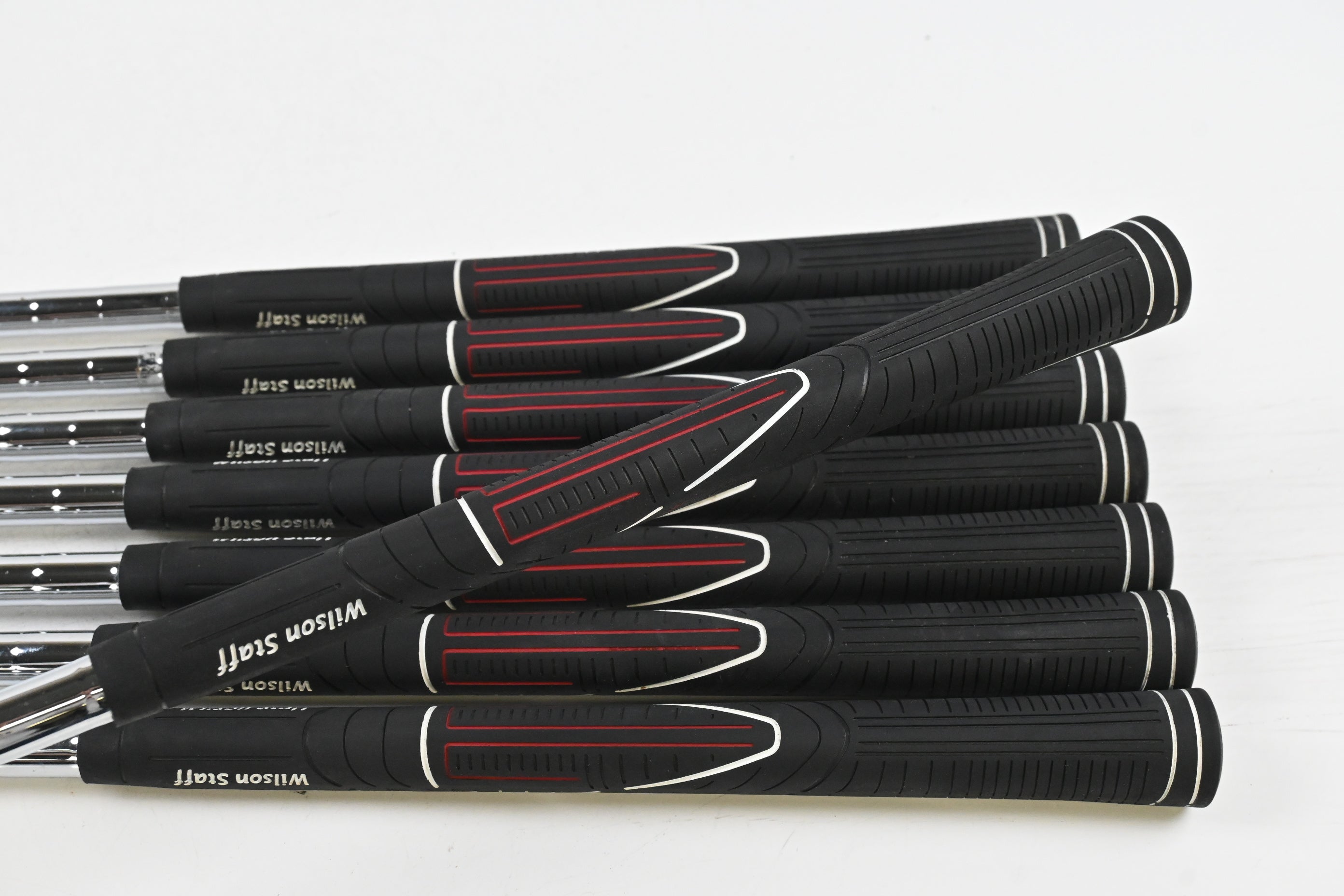 Wilson Di7 Irons / 4-PW+SW / Uniflex TX-105 FS Shafts