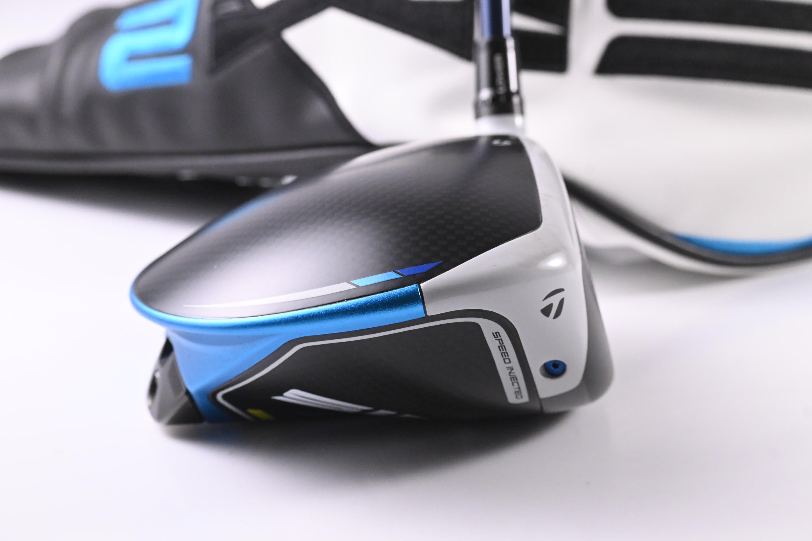 Taylormade SIM2 Max Driver / 12 Degree / Regular Flex Ventus Blue 5 Shaft