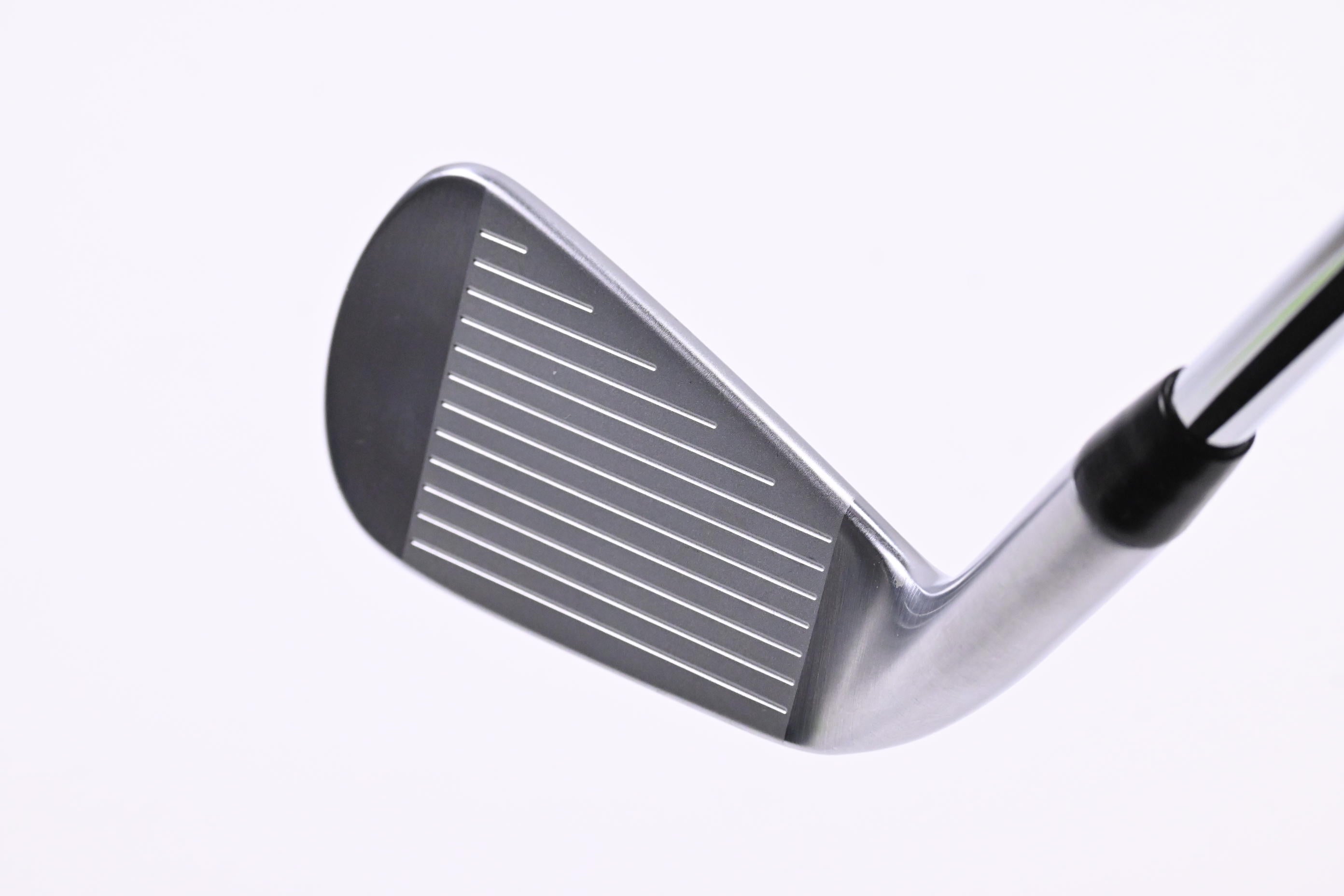 Titleist 620 CB #4 Iron / 24 Degree / Stiff Flex AMT Black Shaft