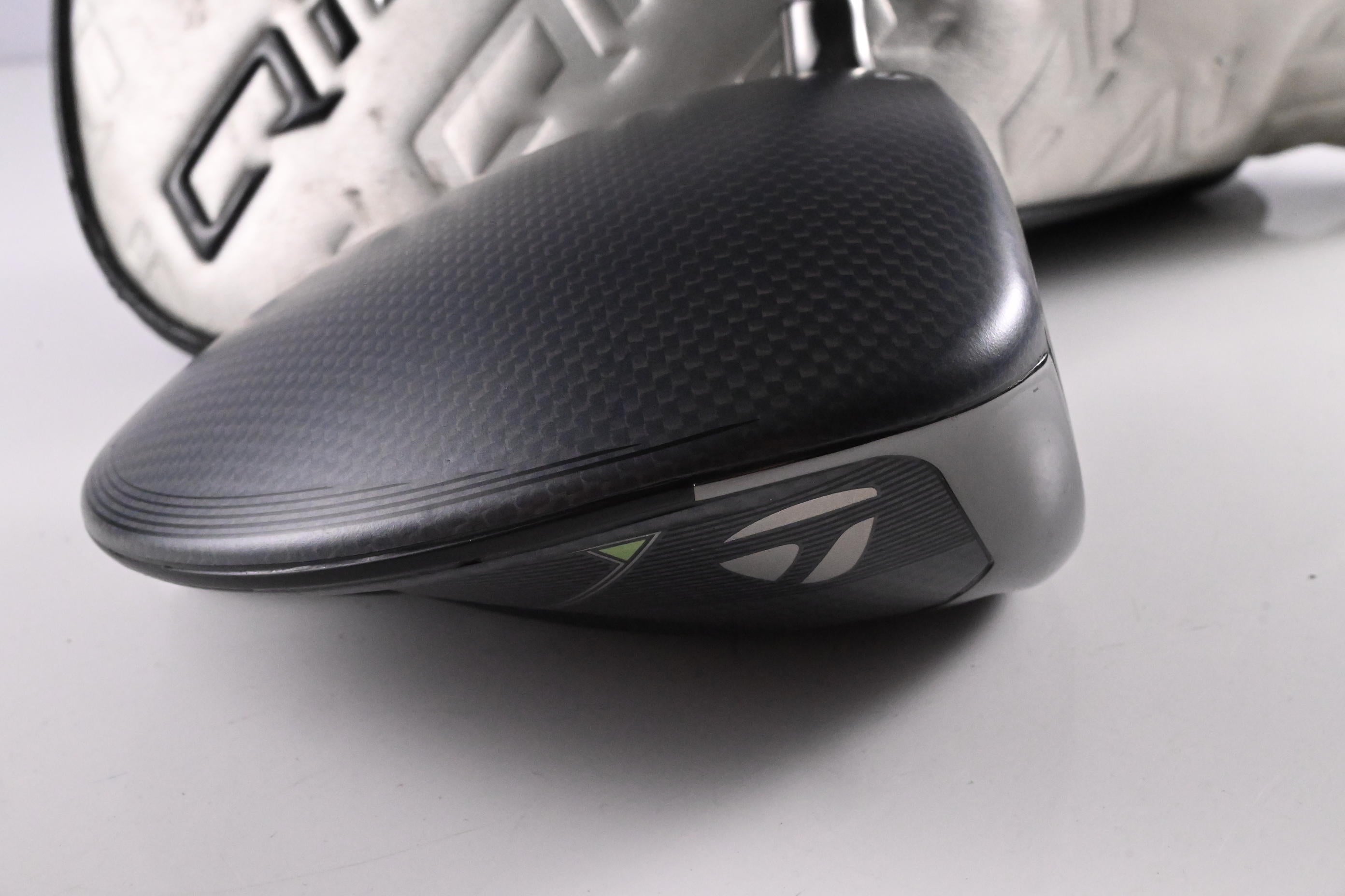 Taylormade Qi35 Driver / 10.5 Degree / X-Flex Diamana T+ 60 Shaft