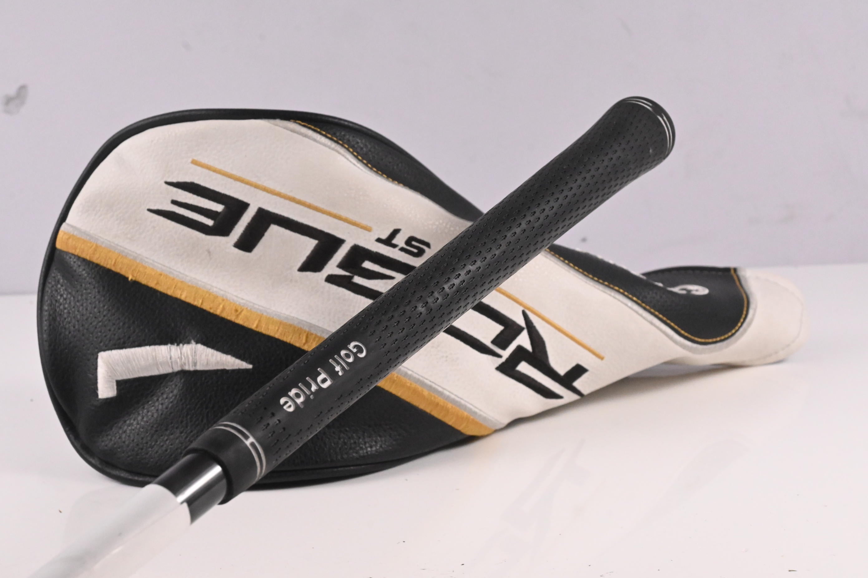 Callaway Rogue ST MAX Driver / 9 Degree / Regular Flex Evenflow Riptide 50 Shaft