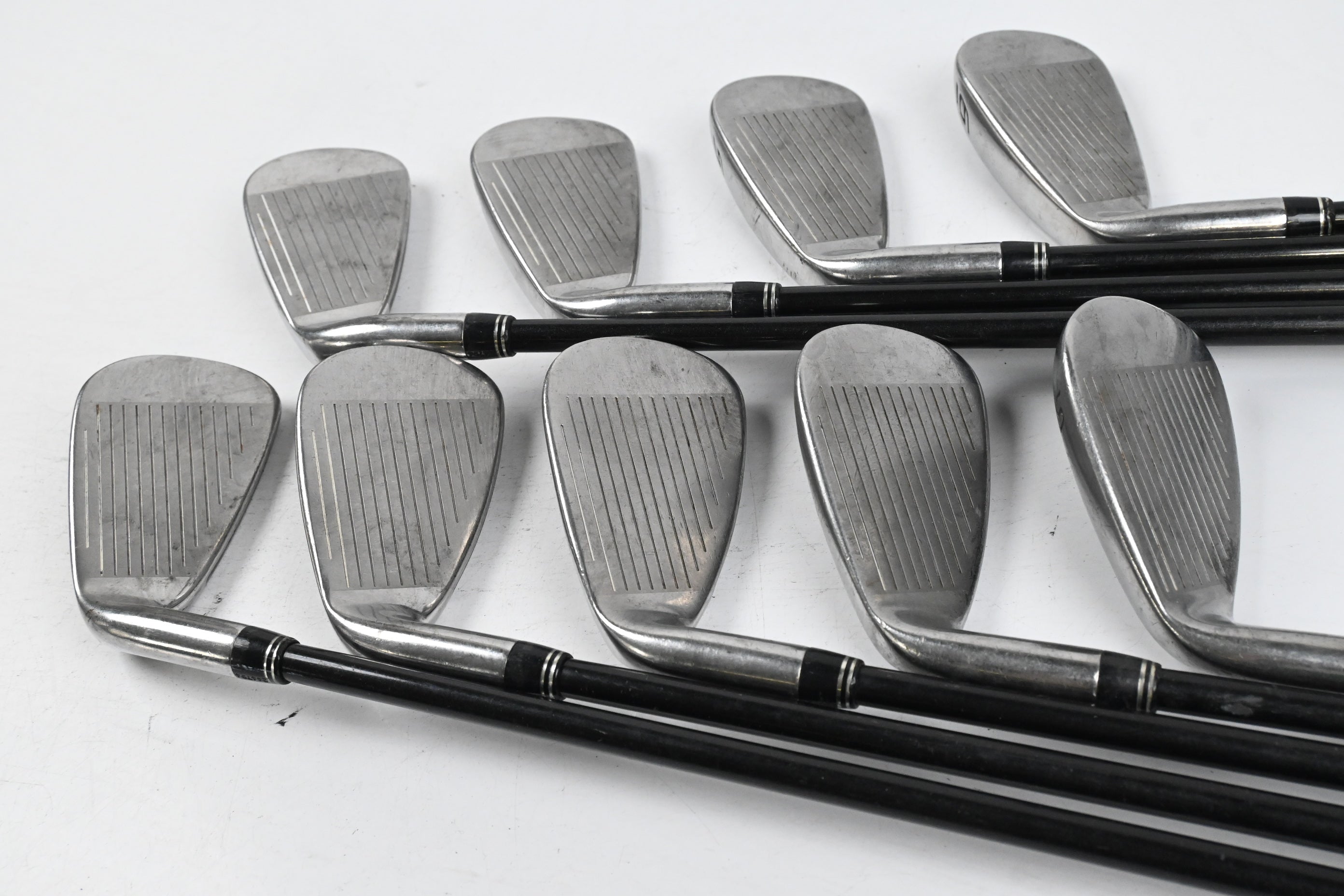 Cobra S2 Irons / 3-PW+SW / Regular Flex Aldila DVS 65 Shafts