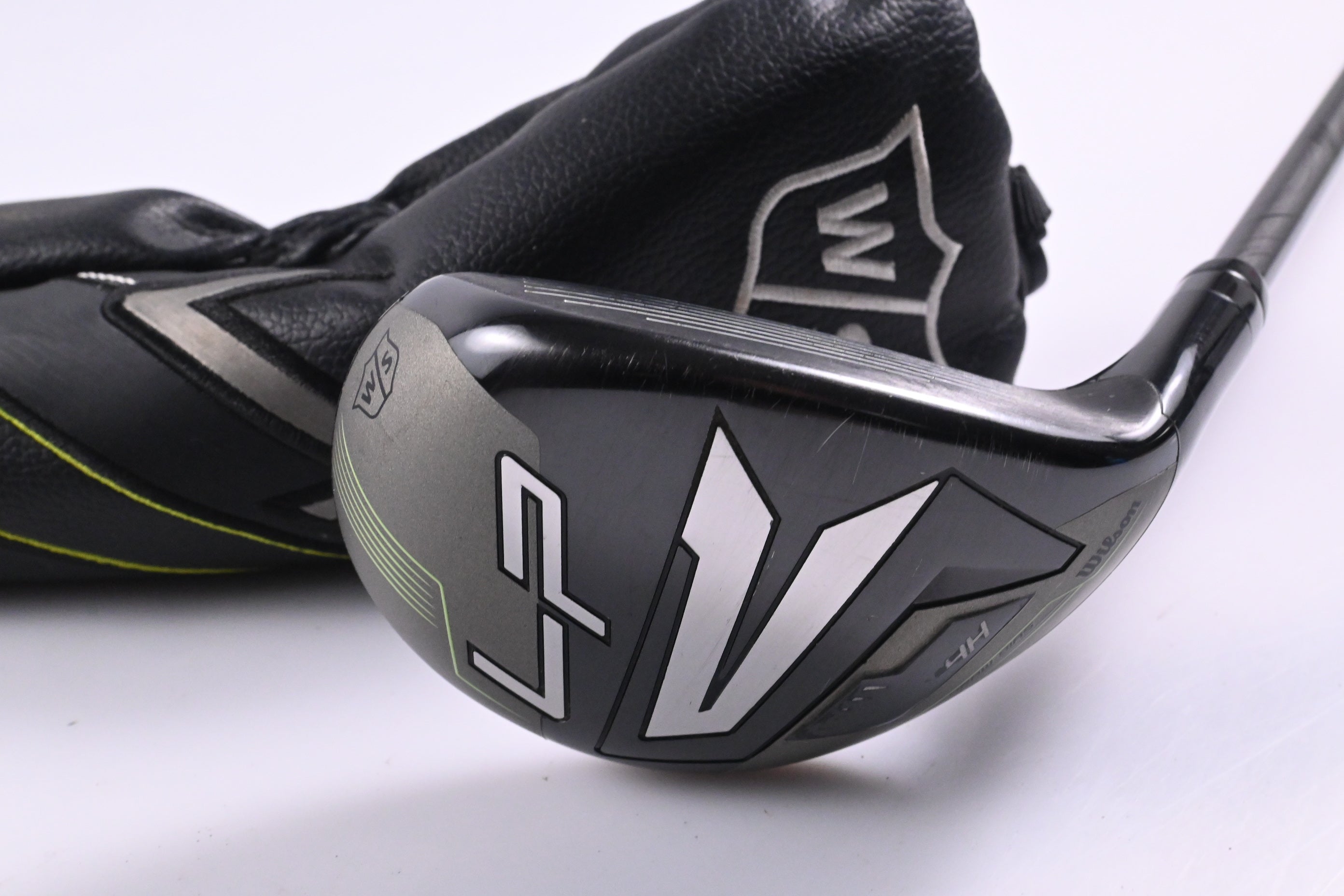 Wilson Staff Launch Pad 2022 #4 Hybrid / 22.5 Degree / Regular Flex EvenFlow 65