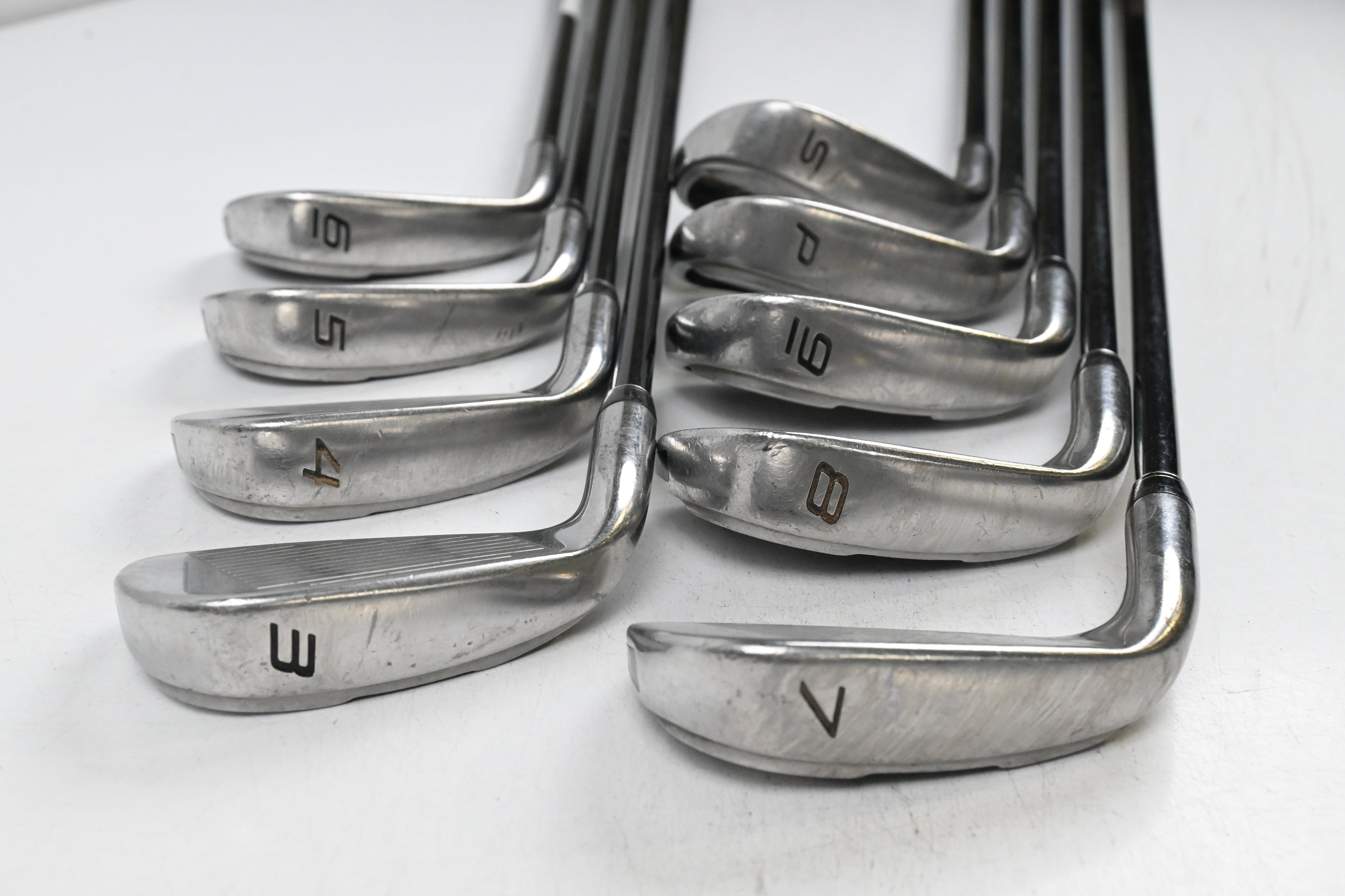 Cobra S2 Irons / 3-PW+SW / Regular Flex Aldila DVS 65 Shafts