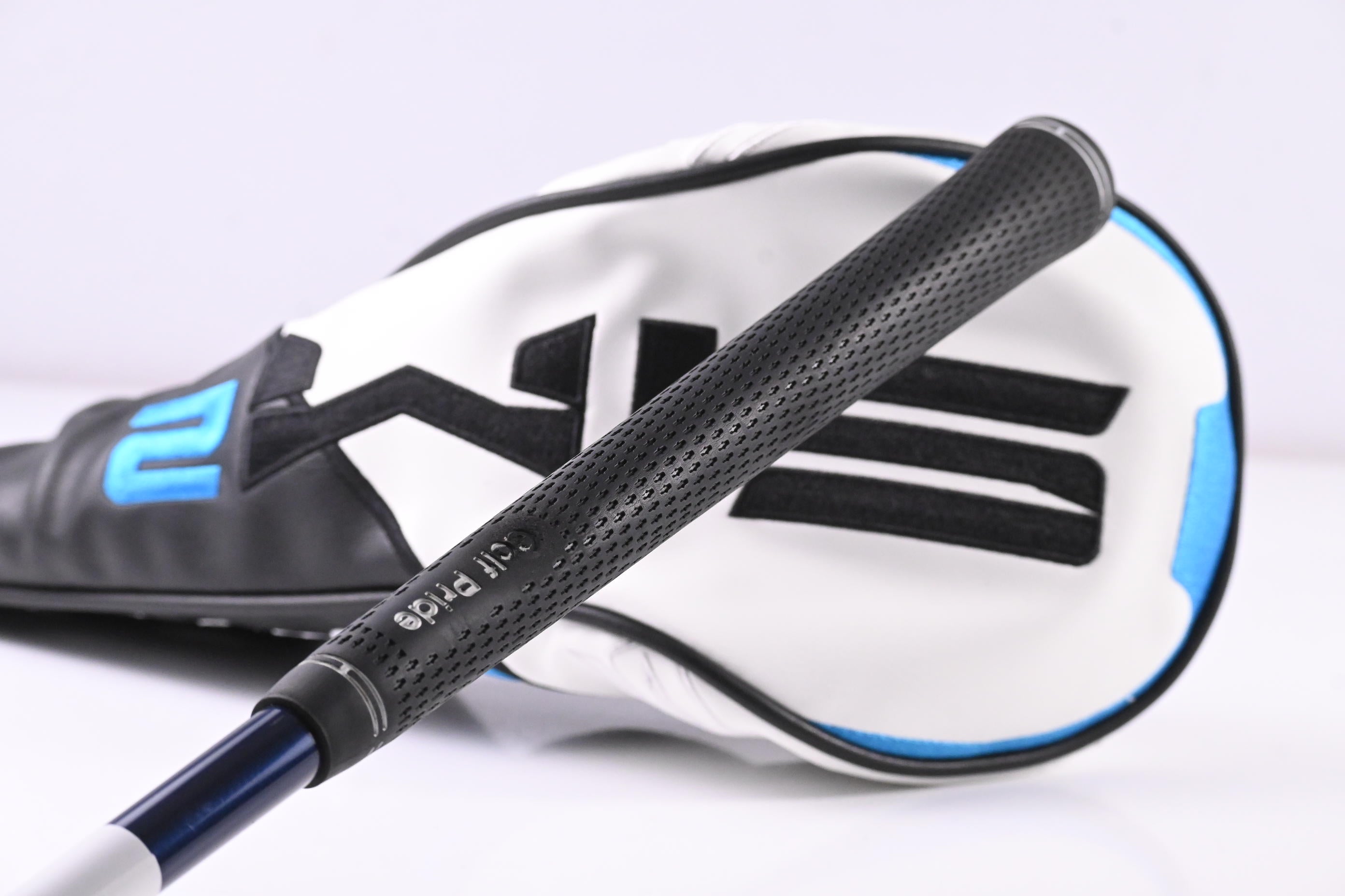 Taylormade SIM2 Max Driver / 12 Degree / Regular Flex Ventus Blue 5 Shaft