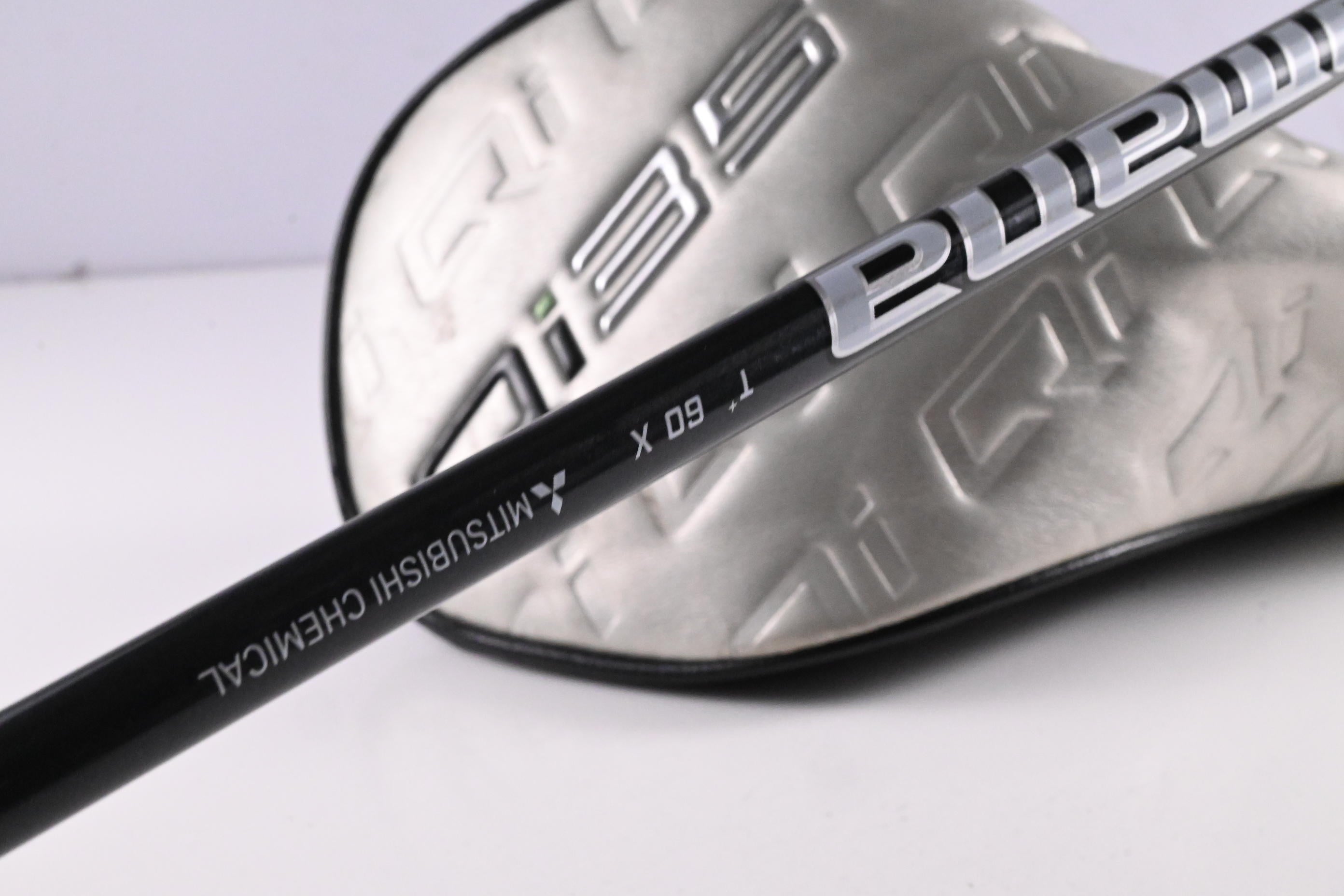 Taylormade Qi35 Driver / 10.5 Degree / X-Flex Diamana T+ 60 Shaft