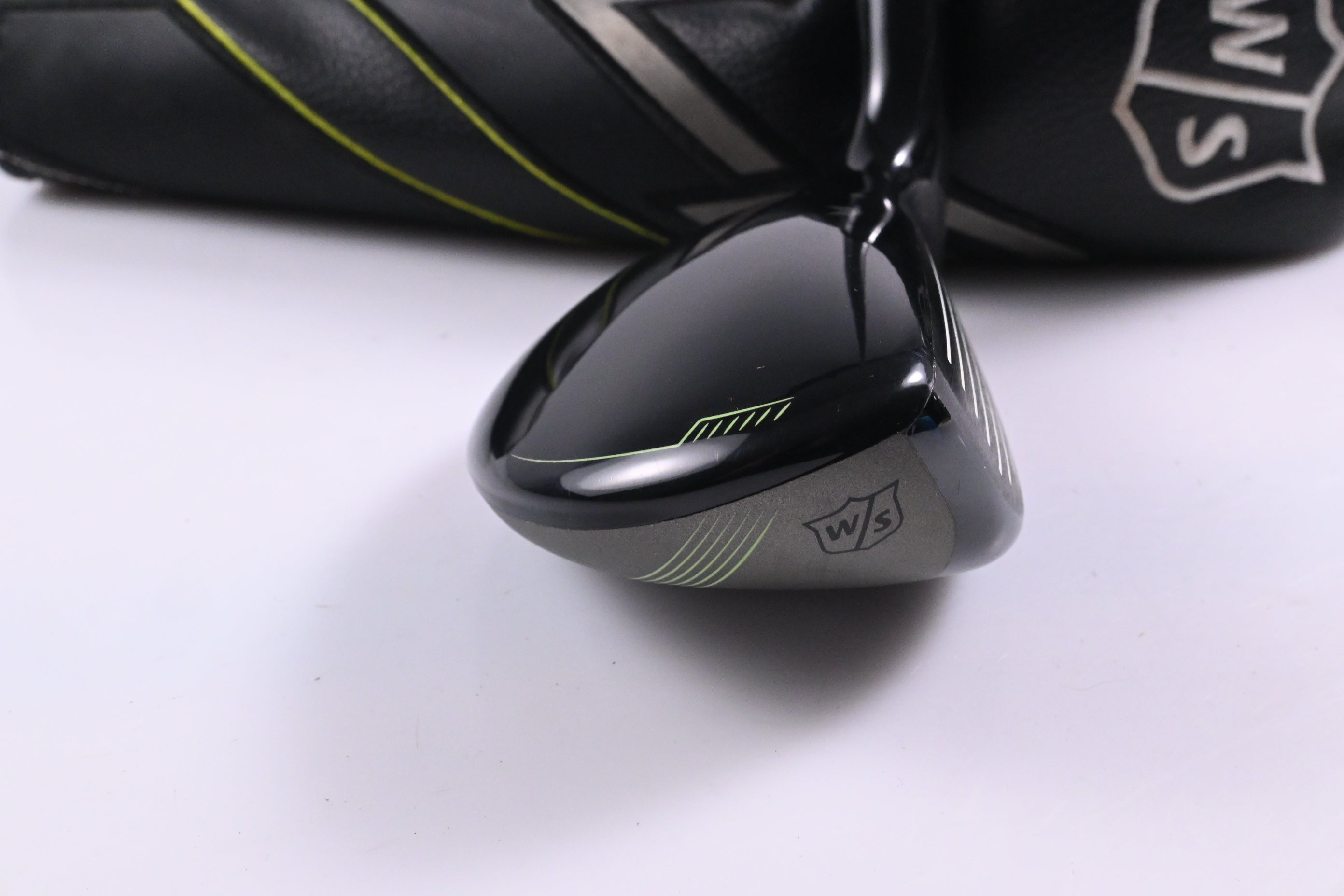 Wilson Staff Launch Pad 2022 #4 Hybrid / 22.5 Degree / Regular Flex EvenFlow 65