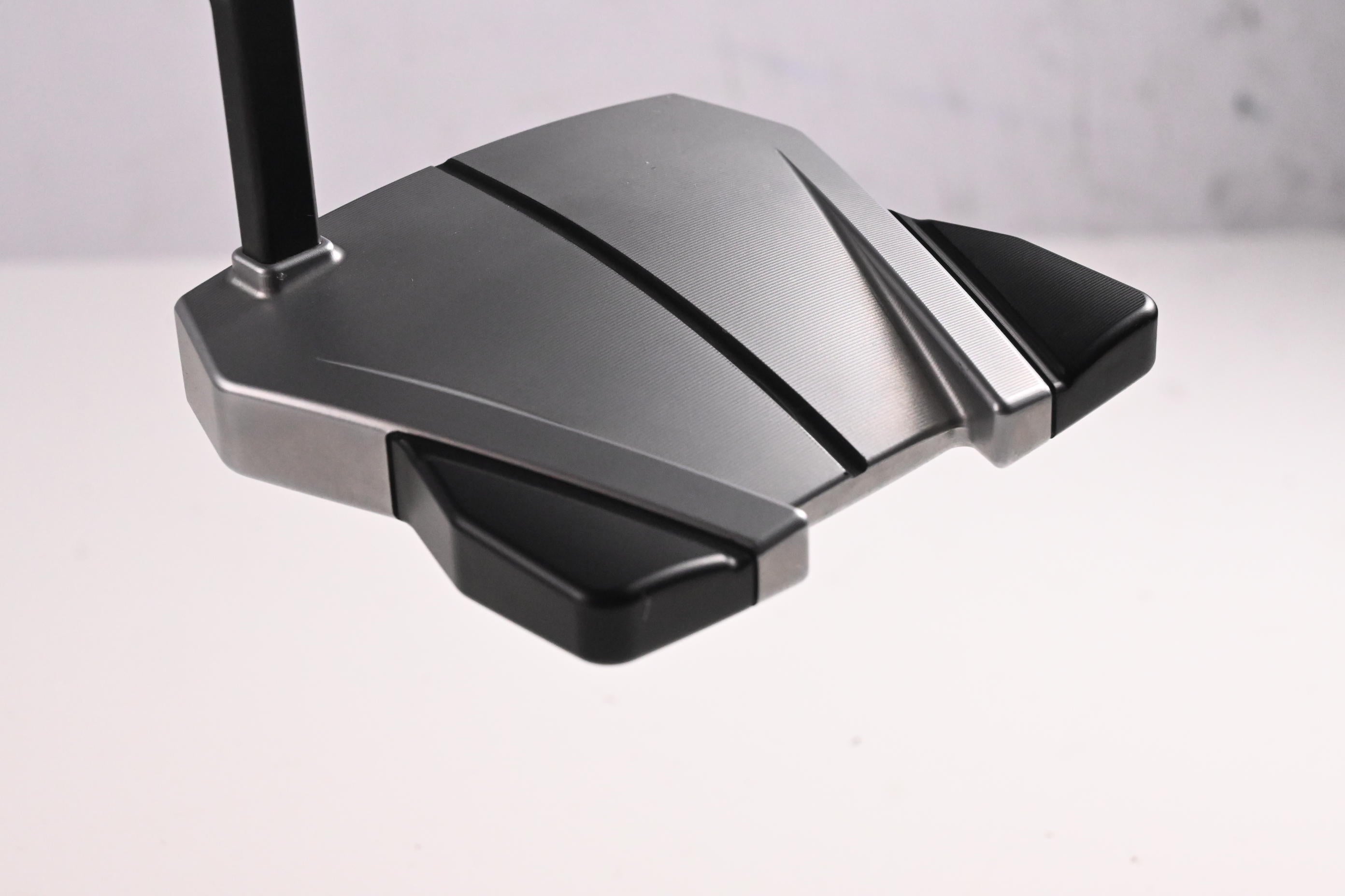 PXG Battle Ready II Apache Putter / 34 Inch