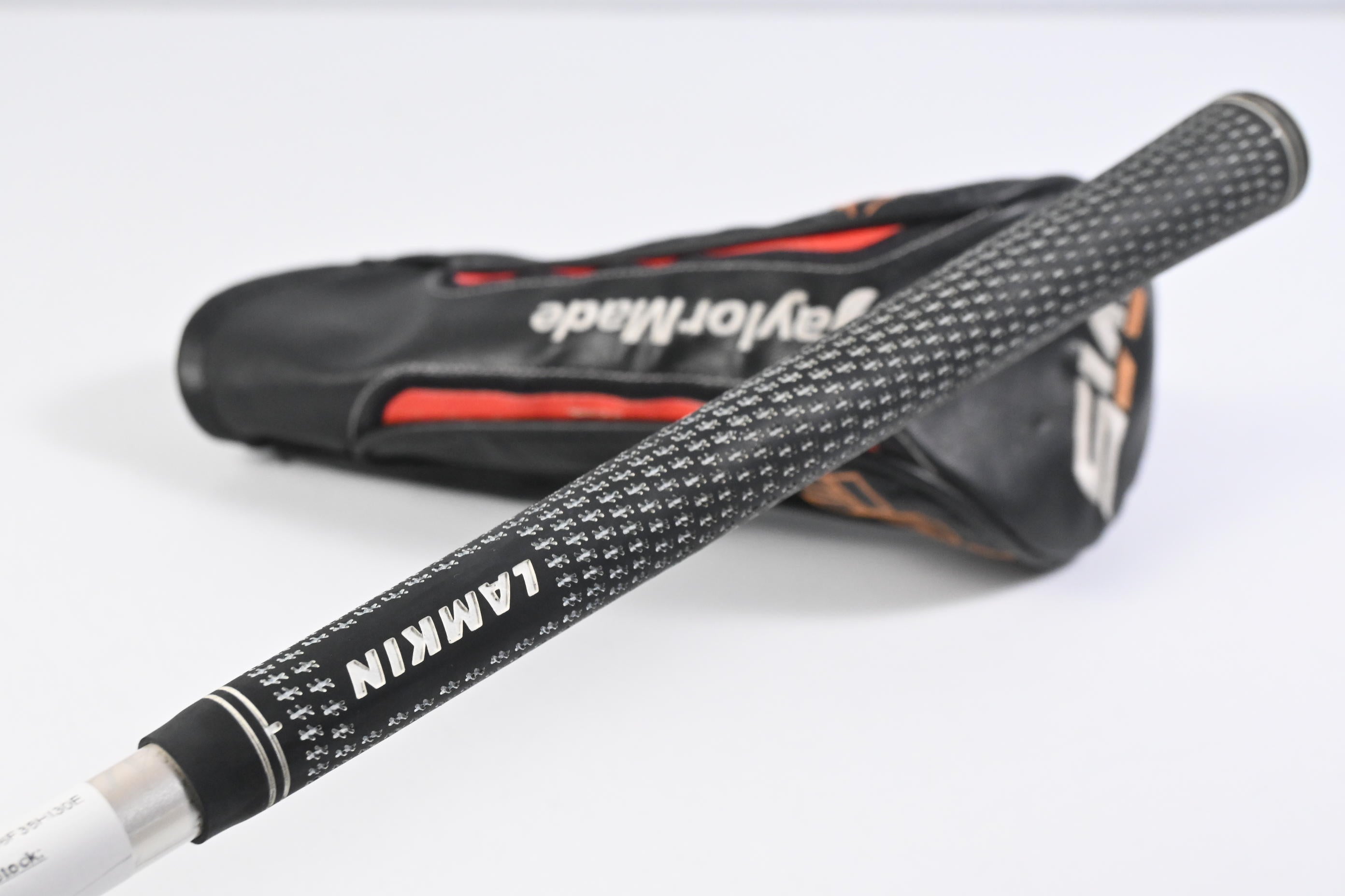 Taylormade M5 #3 Wood / 15 Degree / X-Flex Tour AD DI-6 Shaft
