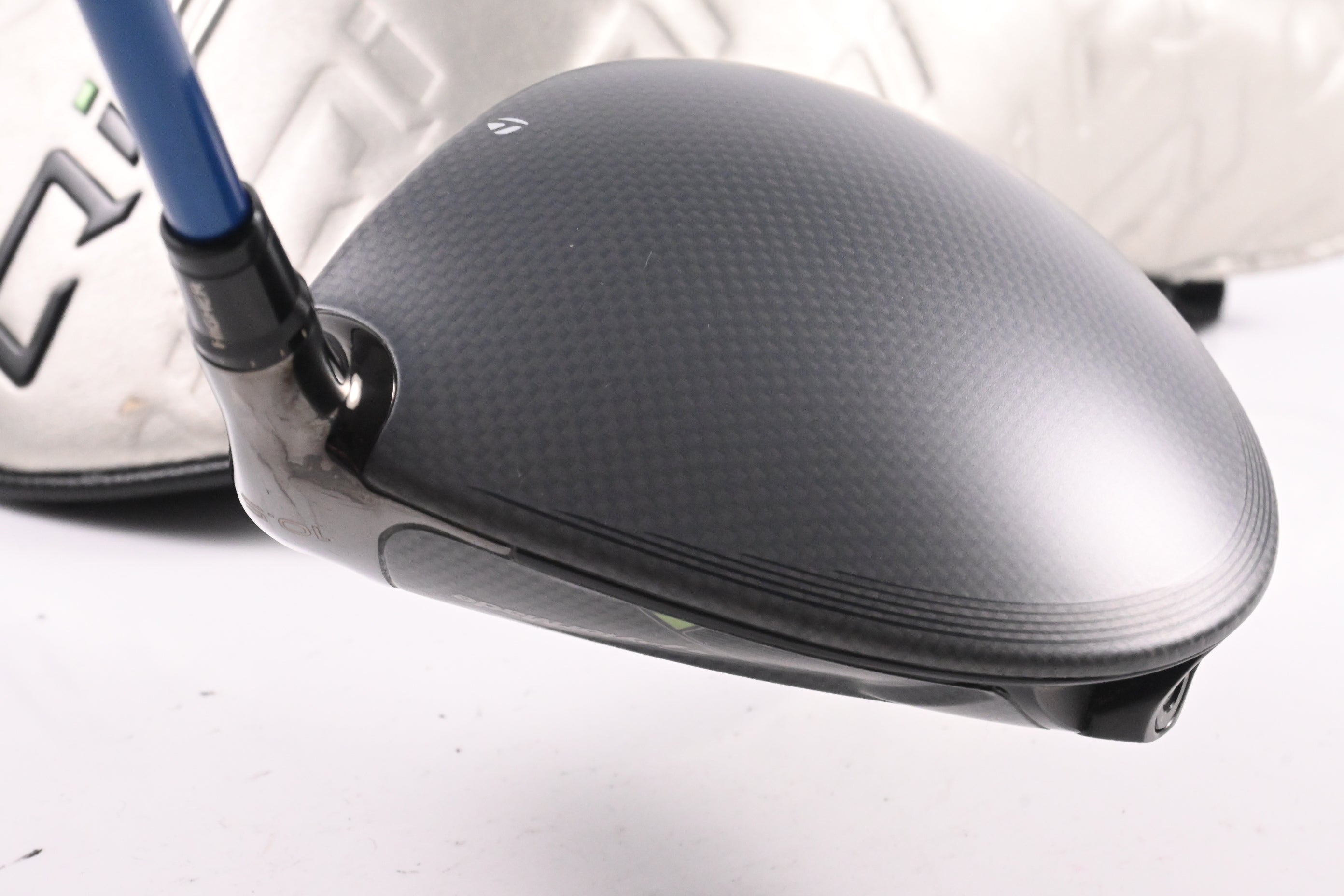 Taylormade Qi35 Driver / 10.5 Degree / Regular Flex EvenFlow Riptide CB 50 Shaft