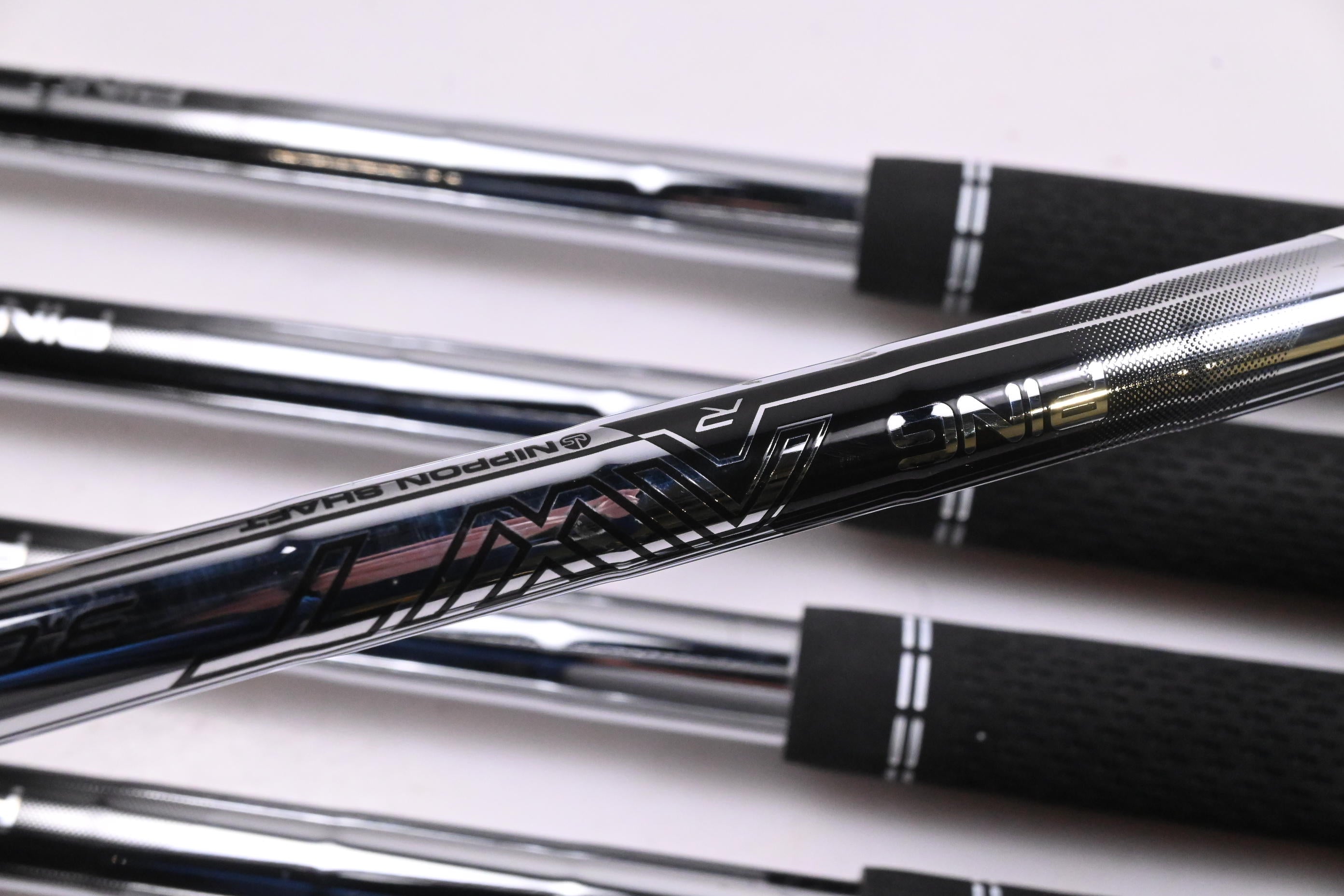 Left Hand Ping G430 Irons / 6-PW+45°+54° / Black Dot / Regular Flex Ping AWT 3.0