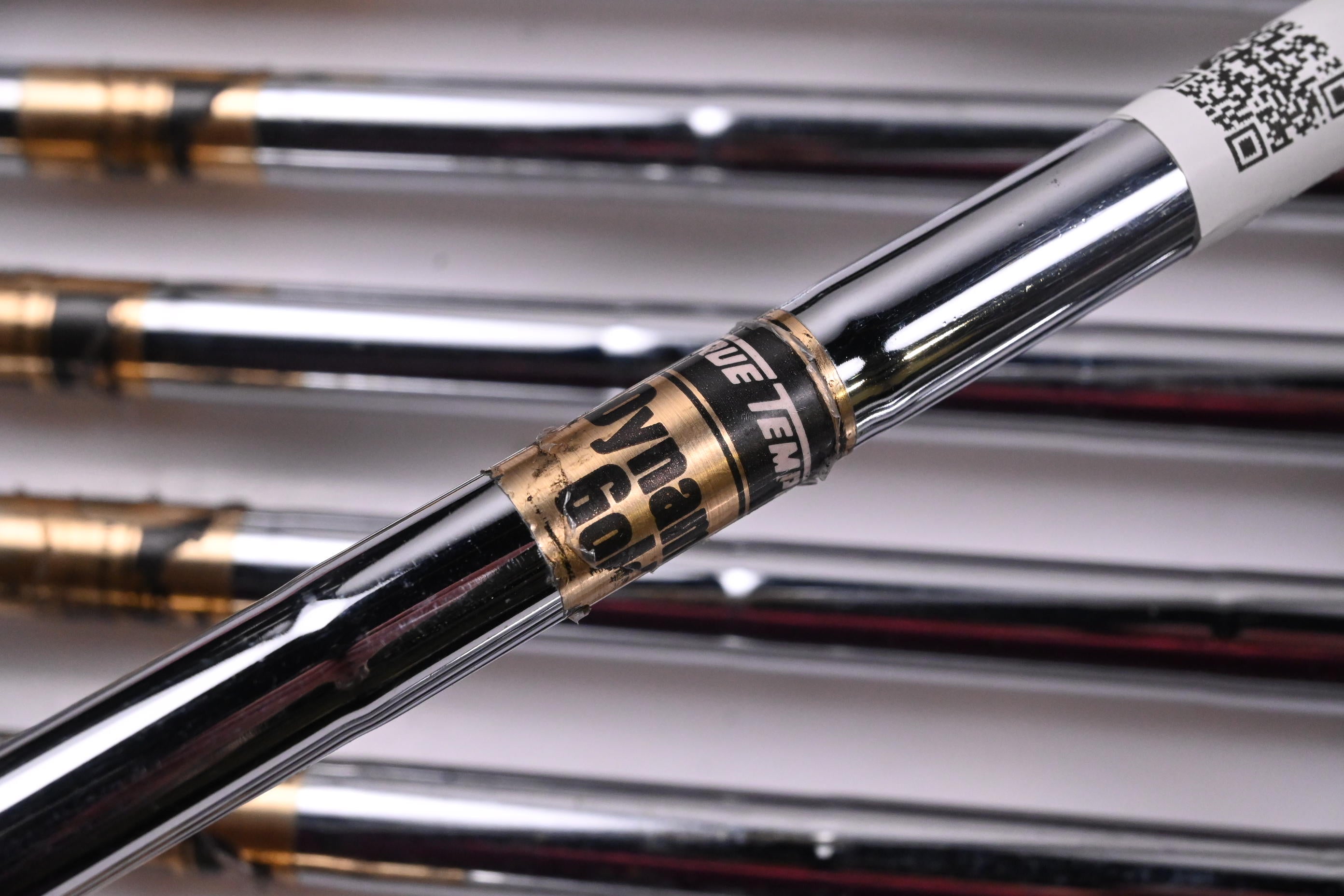 Left Hand Lynx Parallax Tour Irons / 3-PW+SW / Stiff Flex Dynamic Gold Shafts