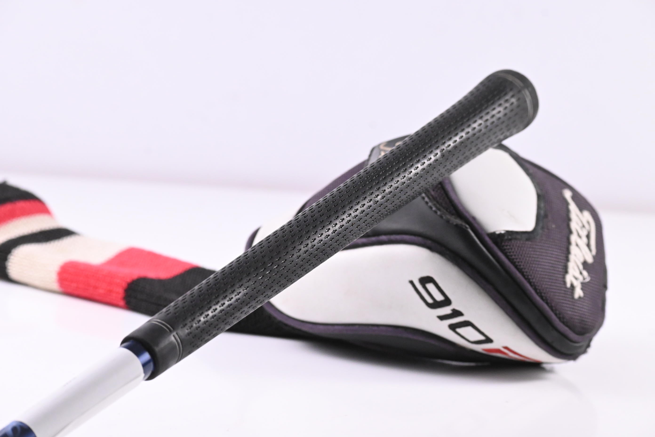 Titleist 915 F #4 Wood / 17 Degree / Regular Flex Diamana Kai'Li 75 Shaft