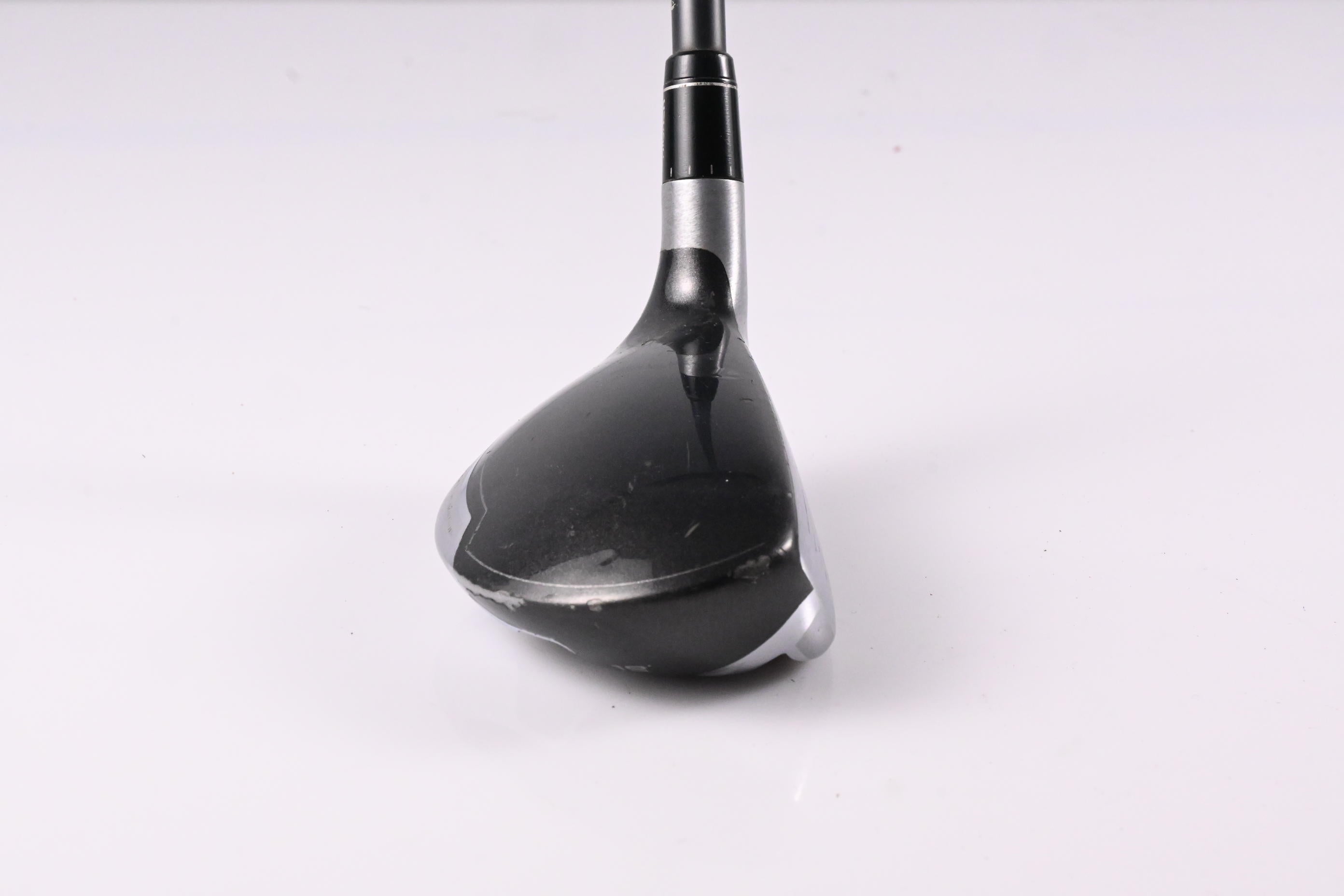 Taylormade SLDR #3 Hybrid / 19 Degree / Regular Flex Fujikura Speeder 85 Shaft