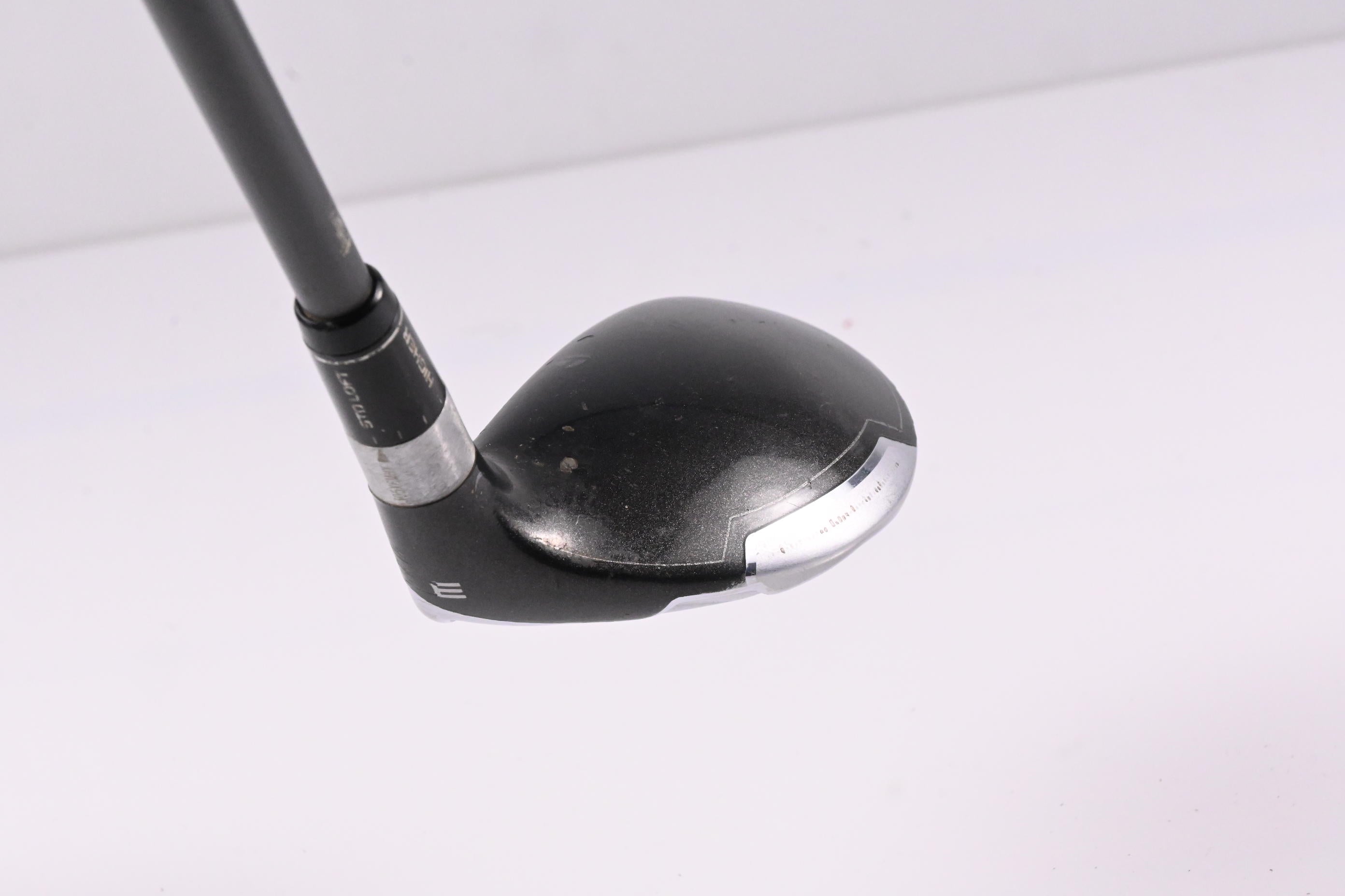 Taylormade SLDR #3 Hybrid / 19 Degree / Regular Flex Fujikura Speeder 85 Shaft