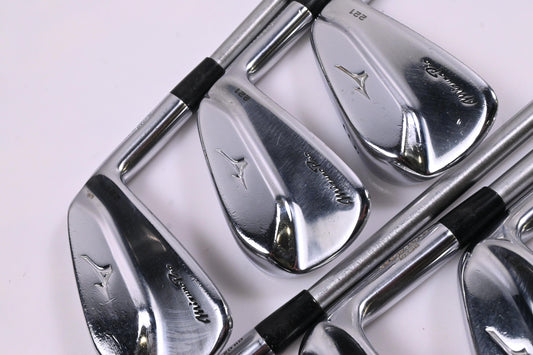 Mizuno Pro 221 Irons / 4-PW / X-Flex KBS Tour C-Taper 130 Shafts