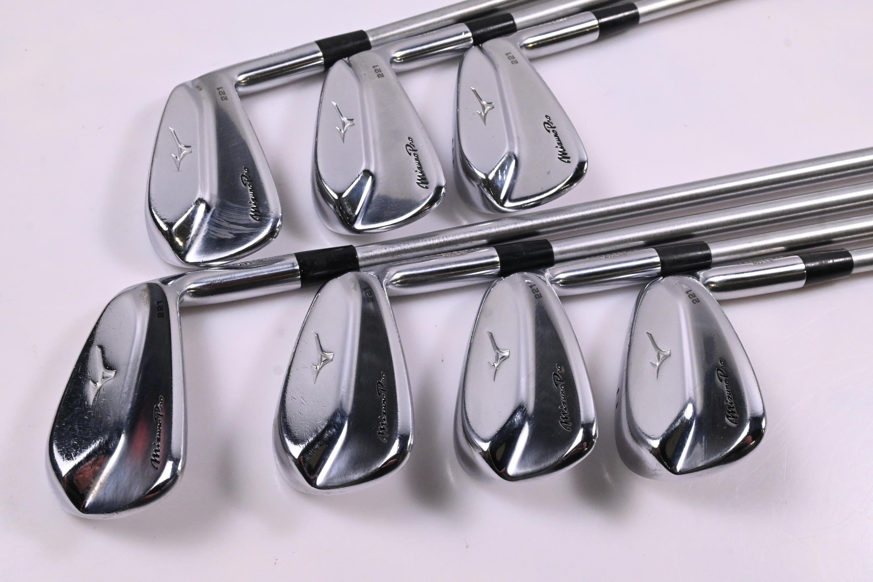 Mizuno Pro 221 Irons / 4-PW / X-Flex KBS Tour C-Taper 130 Shafts