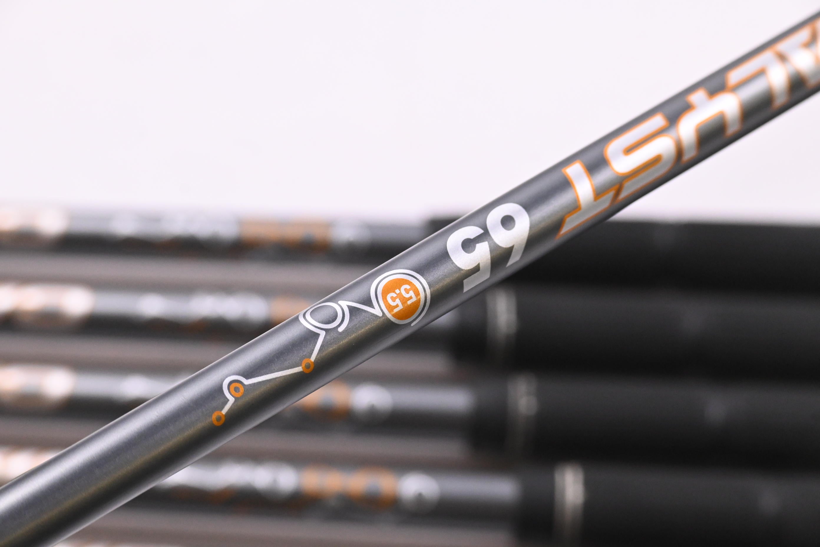 Callaway Mavrik Irons / 5-PW+GW / Regular Flex Catalyst 65 Shafts